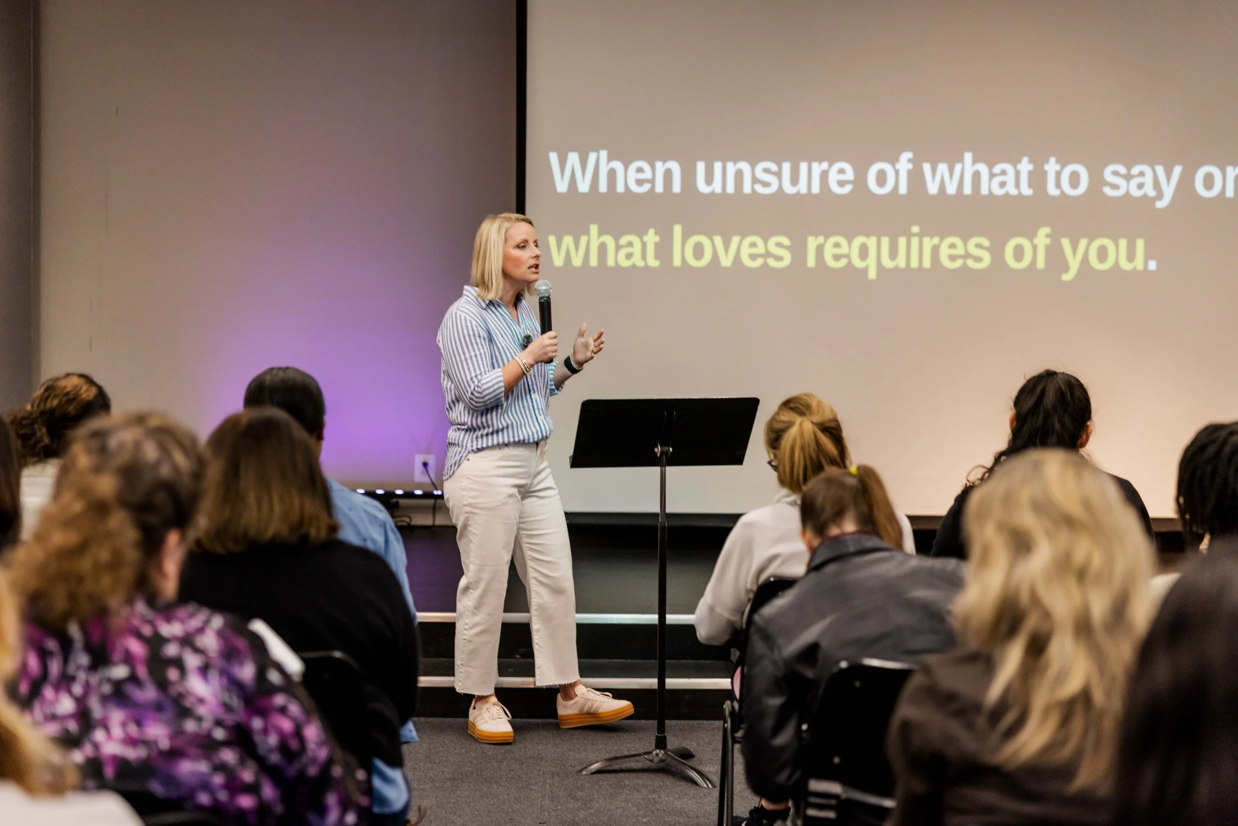 ROAR 2026 DAY 2 - altar call break out lunch124.jpg