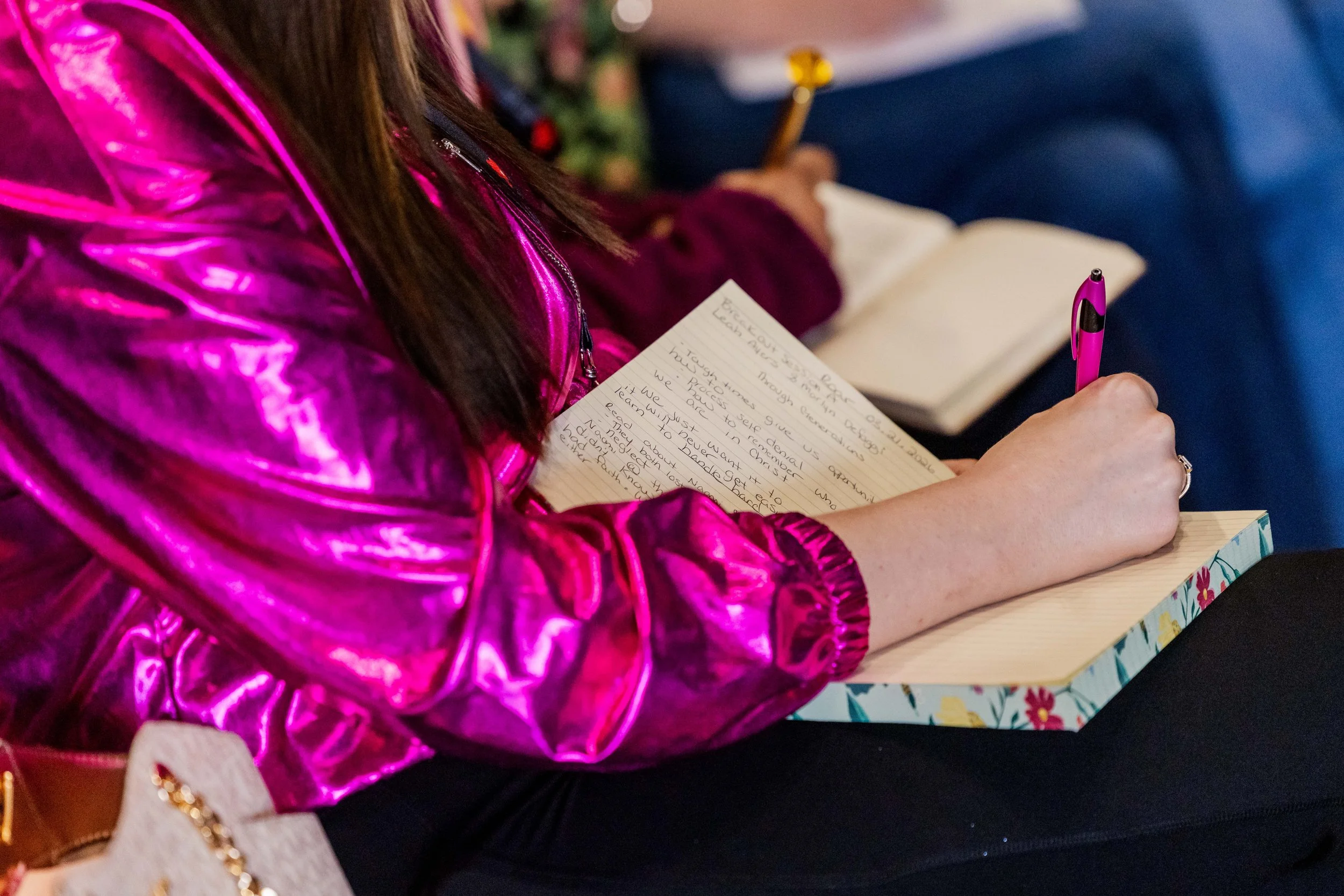 ROAR 2026 DAY 2 - altar call break out lunch123.jpg