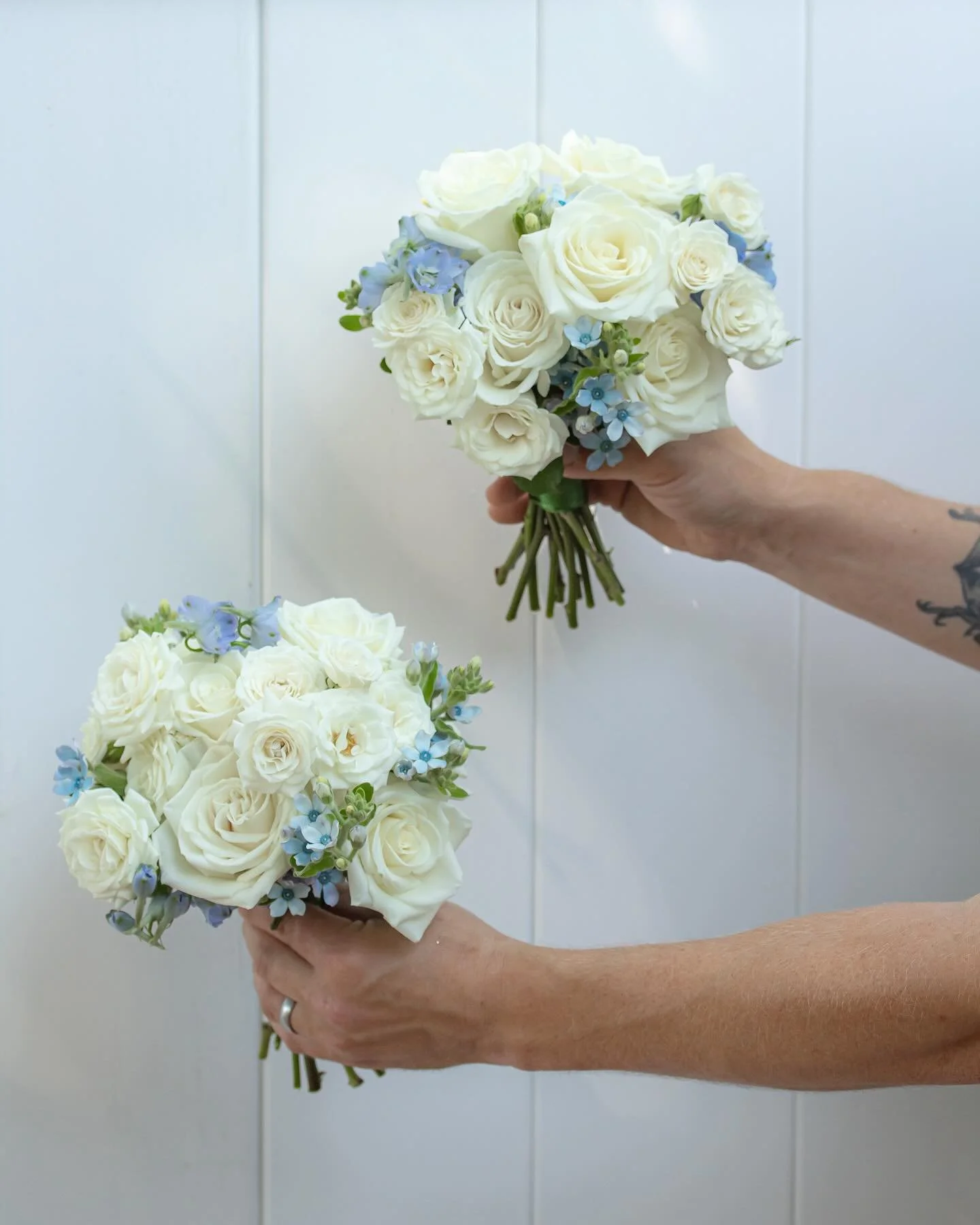 POV: your maids are your &lsquo;something blue&rsquo; 🦋🤍

Couple: @anitzamitchell @vncmtch 
Planning: @_mb_events 
.
.
.
#summerwedding #newportwedding #newportweddingflorist #rhodeislandwedding #coastalwedding #newportrhodeisland  #oceancliffweddi