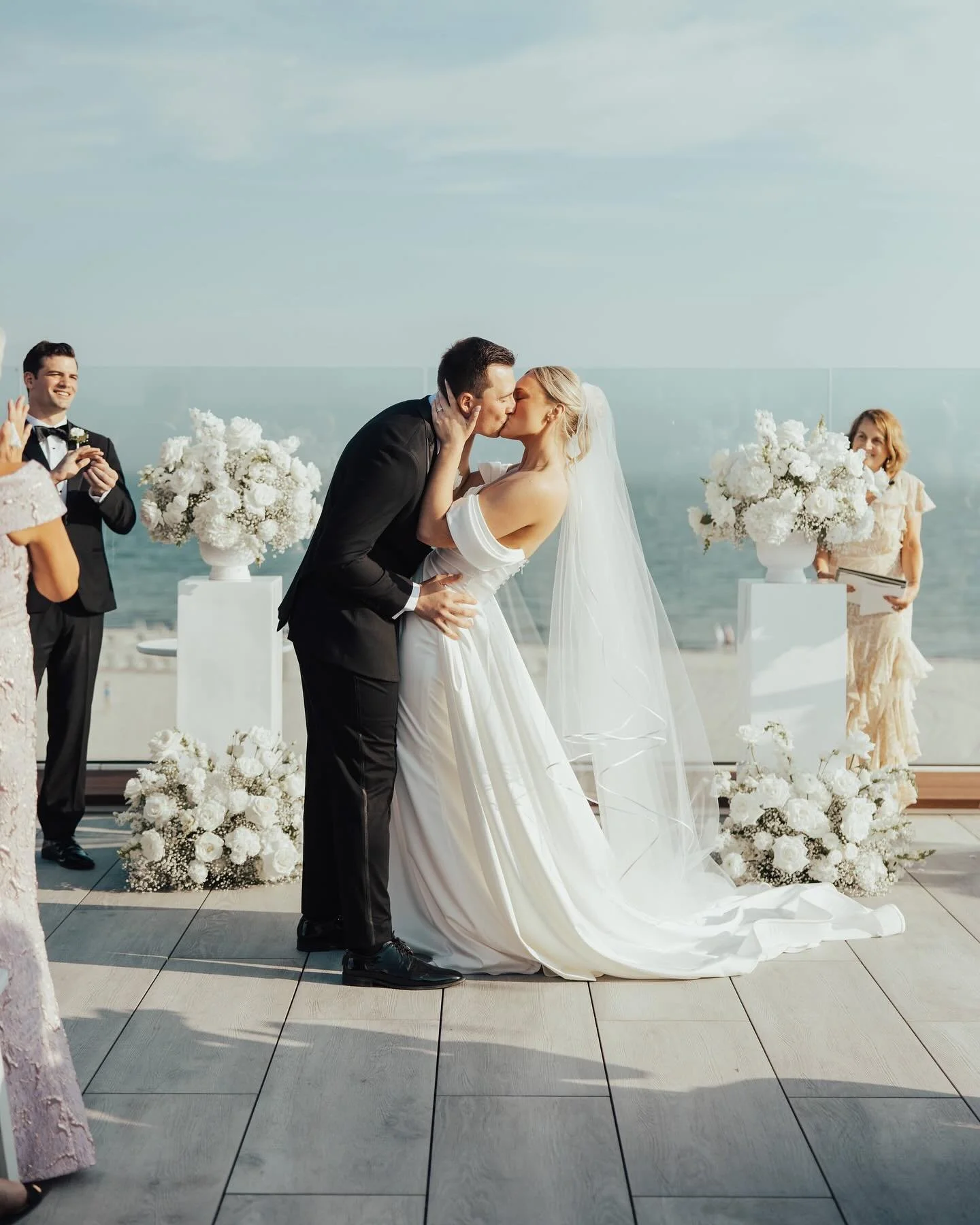 Oh June 🤍

It was a beautiful summer day celebrating Sophie and Packy ~ @sierraarcherphoto your beautiful work is just bringing me right back! 🌞
.
.
.
Couple: @sophieborg @_packybrown 
Venue: @wychmereevents @e_murphyyy 
Photo: @sierraarcherphoto 
