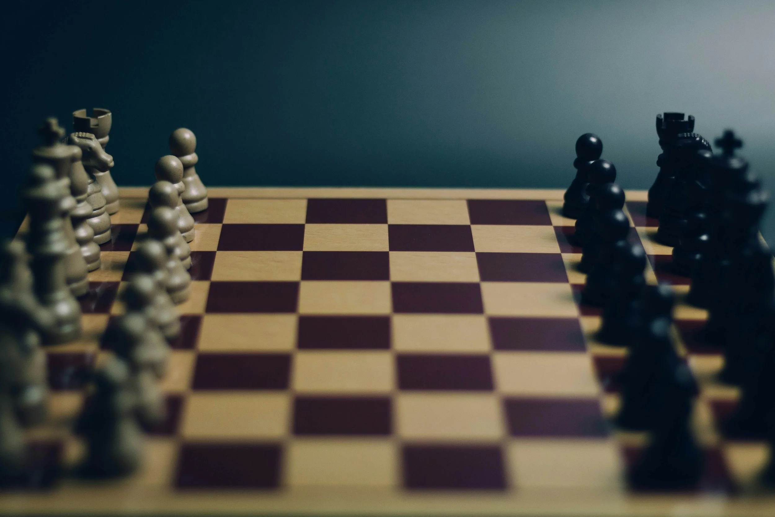 O PODER ENTRE O INDIVÍDUO E O ESTADO