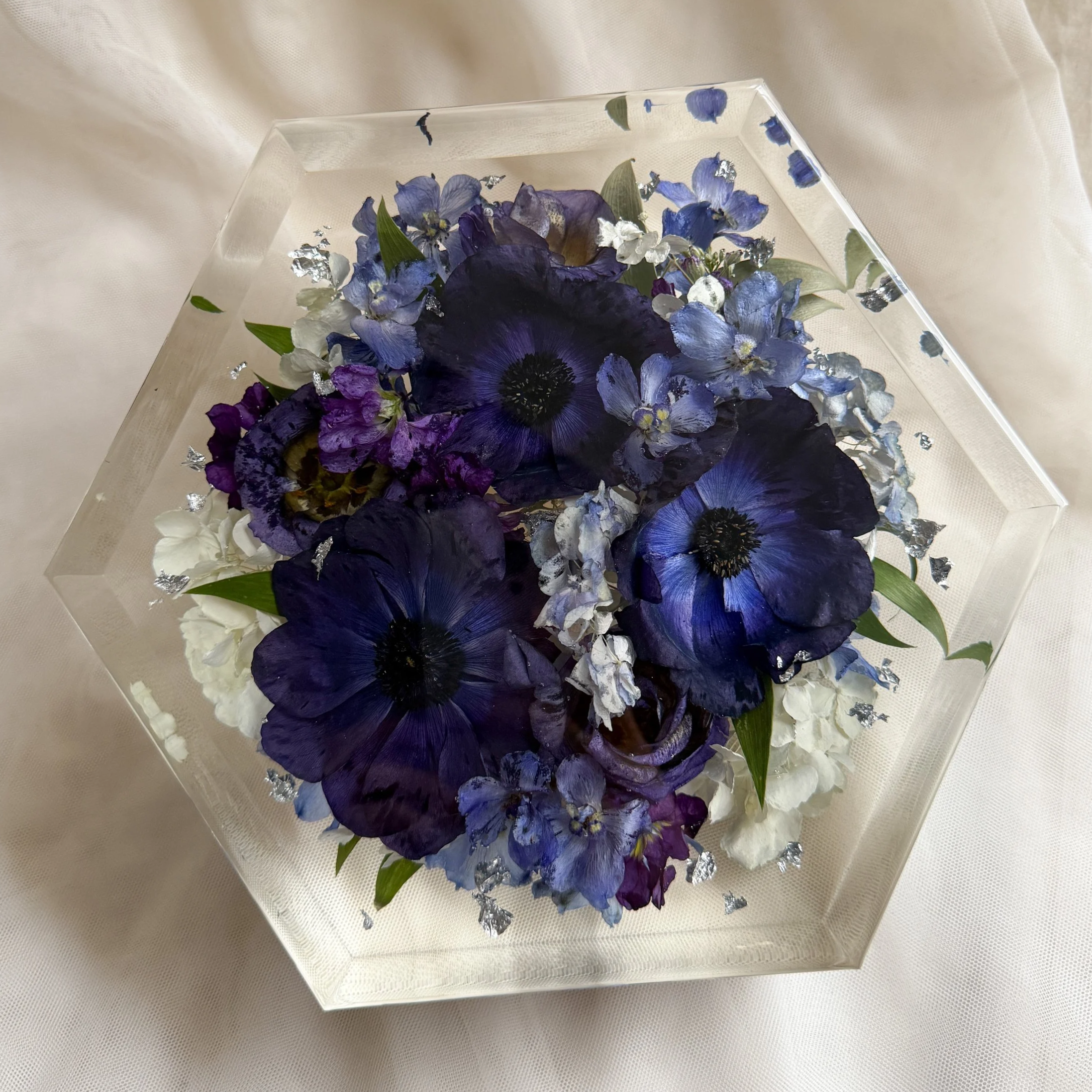 8-inch resin hexagon preserving deep purple and blue flowers with small white floral accents