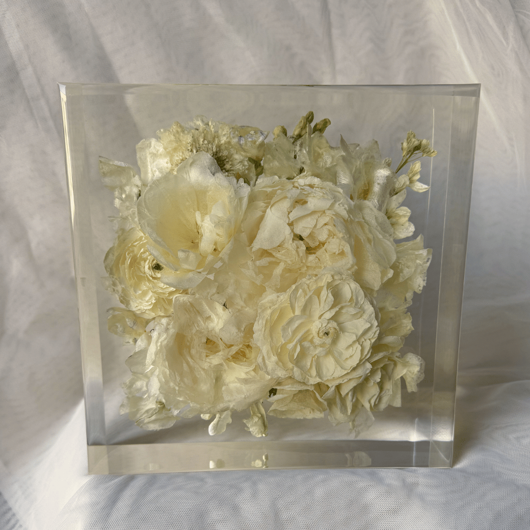 3D Square floral preservation
