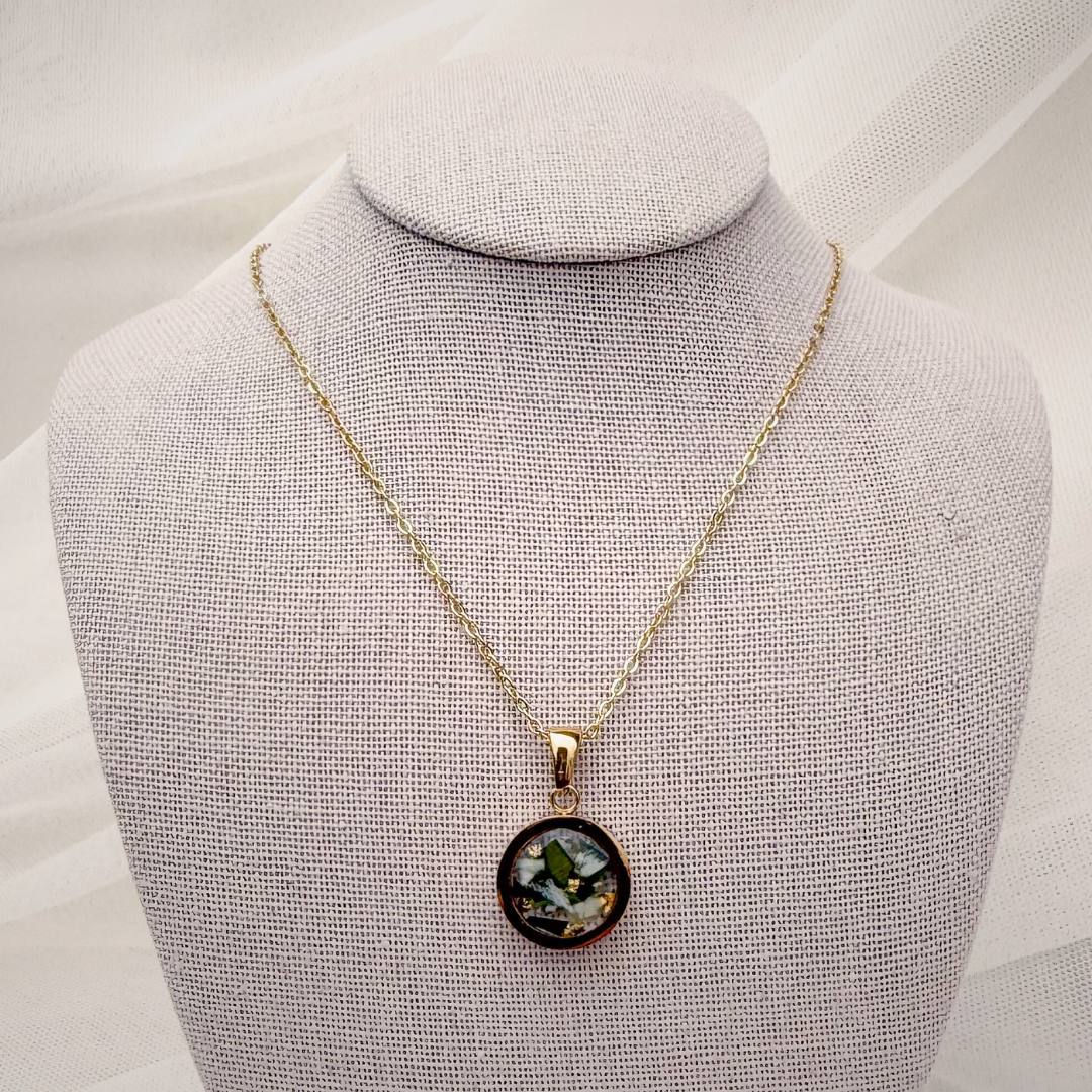 Circle Pendant Necklace