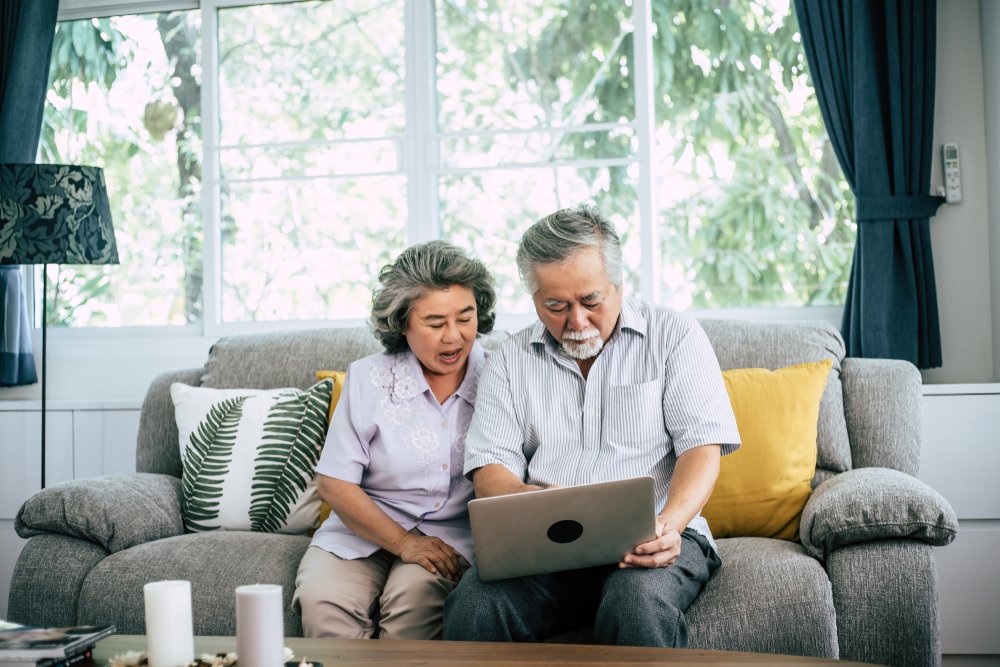 Navigating Financial Challenges: How Seniors Can Leverage Home Equity for a Secure Future