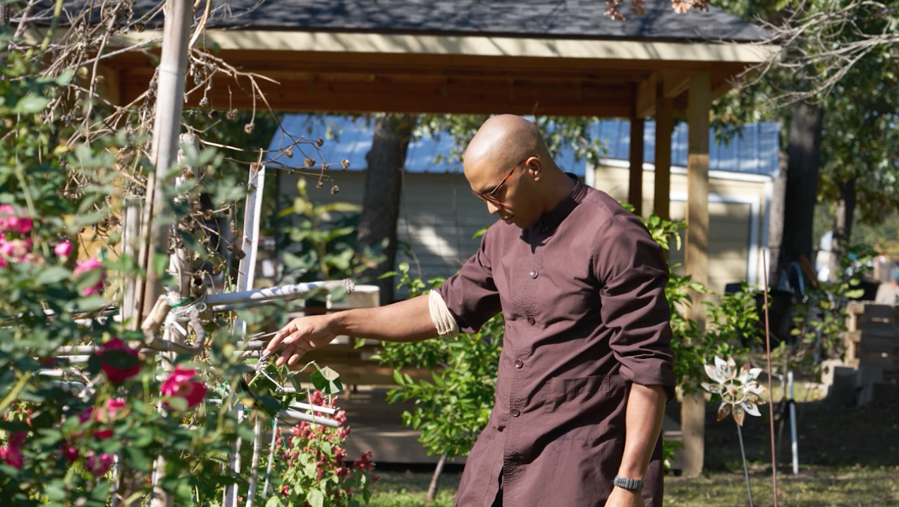 Growing Well in Houston: Spring Crops, Simple Composting, and the Power of Community Connection
