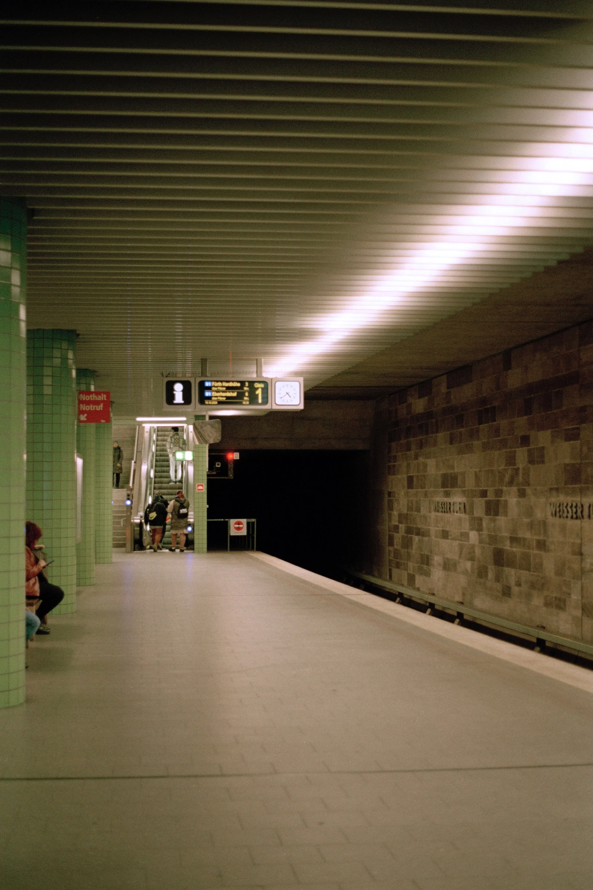 U1 Weißer Turm.jpeg