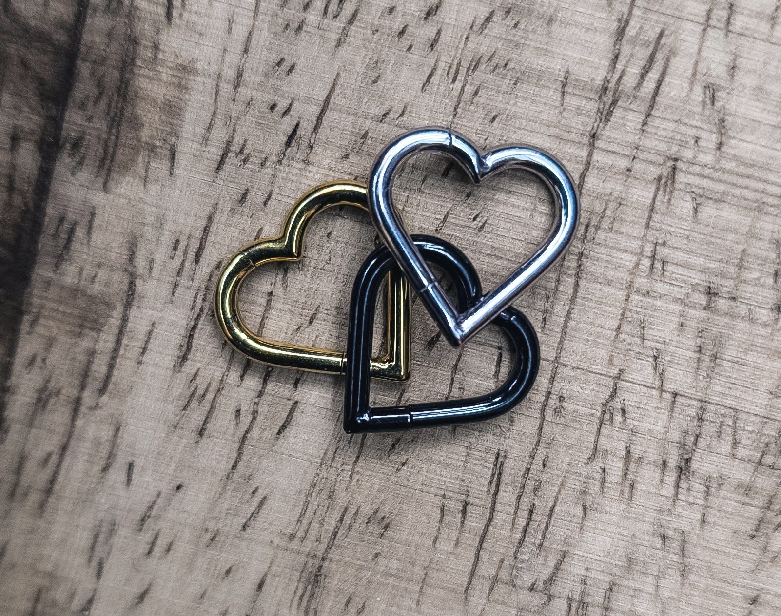Aphrodite’s Bind - Surgical Steel Segment Clicker