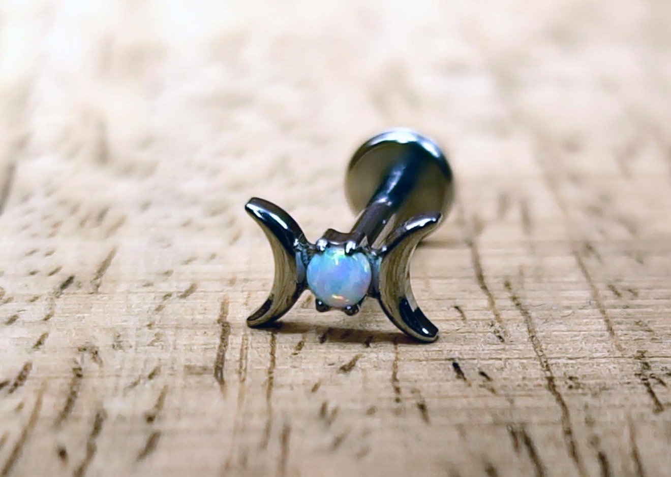 Hecate’s Embrace - Titanium & Opal Labret