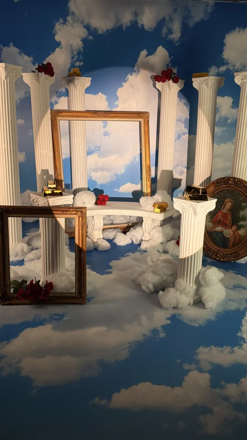 Clouds themed set Las Vegas
