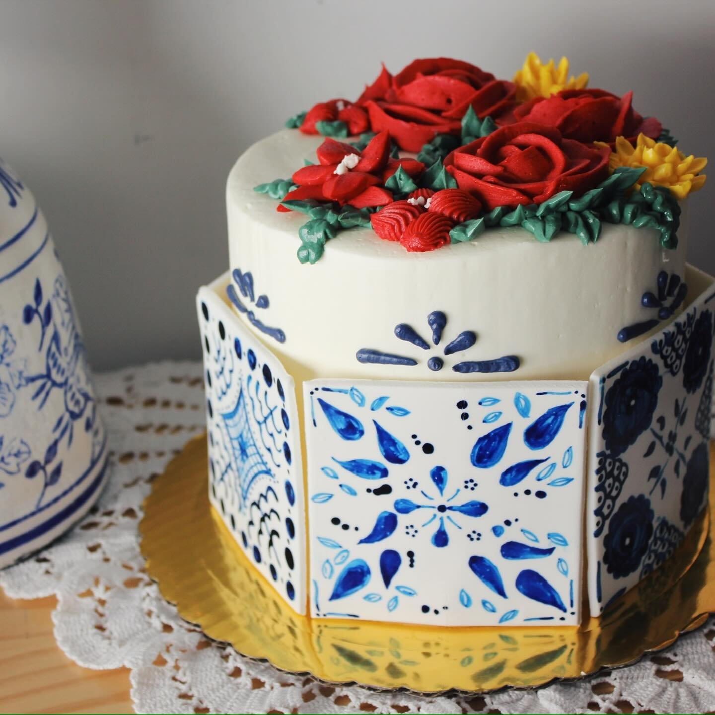 This beautiful summery Sunday has me thinking back to this Talavera tile inspired birthday cake π§Ώβ€οΈ‍π₯ππΉπ π·π
Our birthday and special occasions cake flavors, sizes, and prices can be found on our website at mielimonbakery.com!
Have a beauti