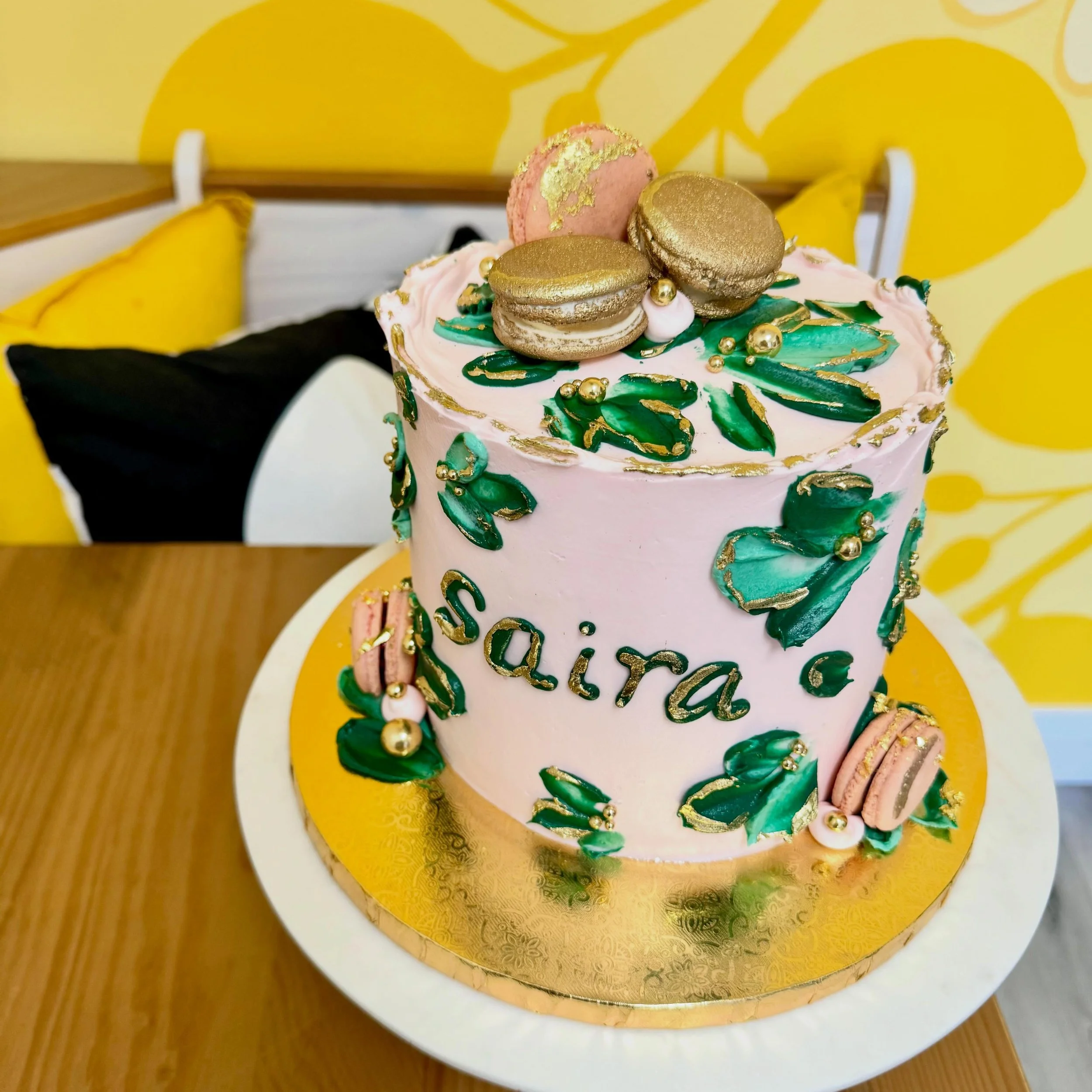 💛 As we approach the upcoming holiday season, I wanted to share some of our custom cakes and dessert orders we have worked on this summer before we go into full Fall mode! 

💛We have had quite a variety of different requests and it is one of the be