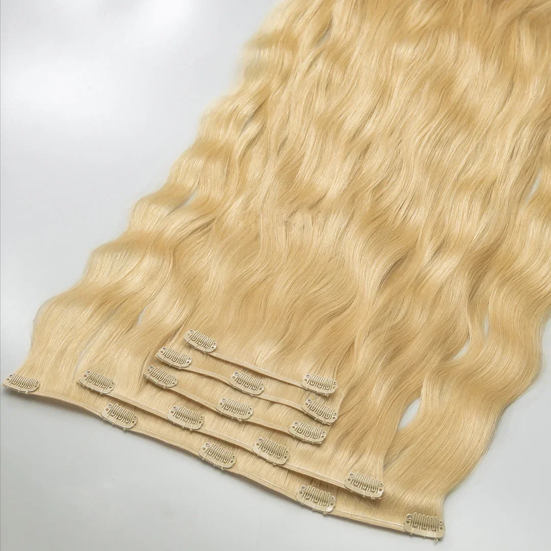 clip-in-hair-extension-blonde-9.webp