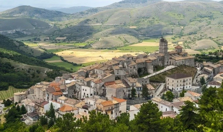 Explore the Rugged and Untouched Beauty of Italy on Off The Beaten Path Tours