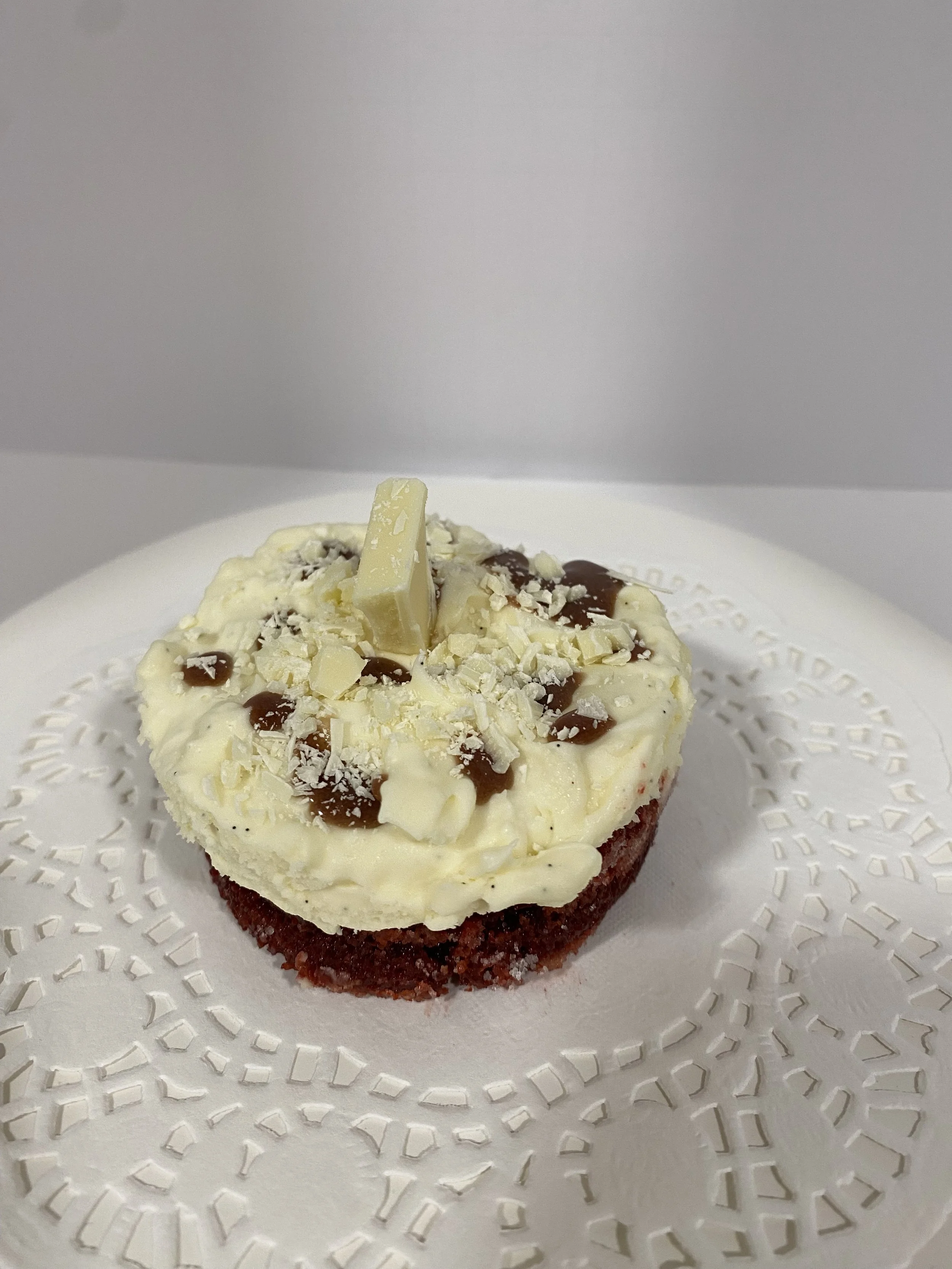 Mini German Chocolate Cake White Choc Mousse Garnish White Cho..jpeg