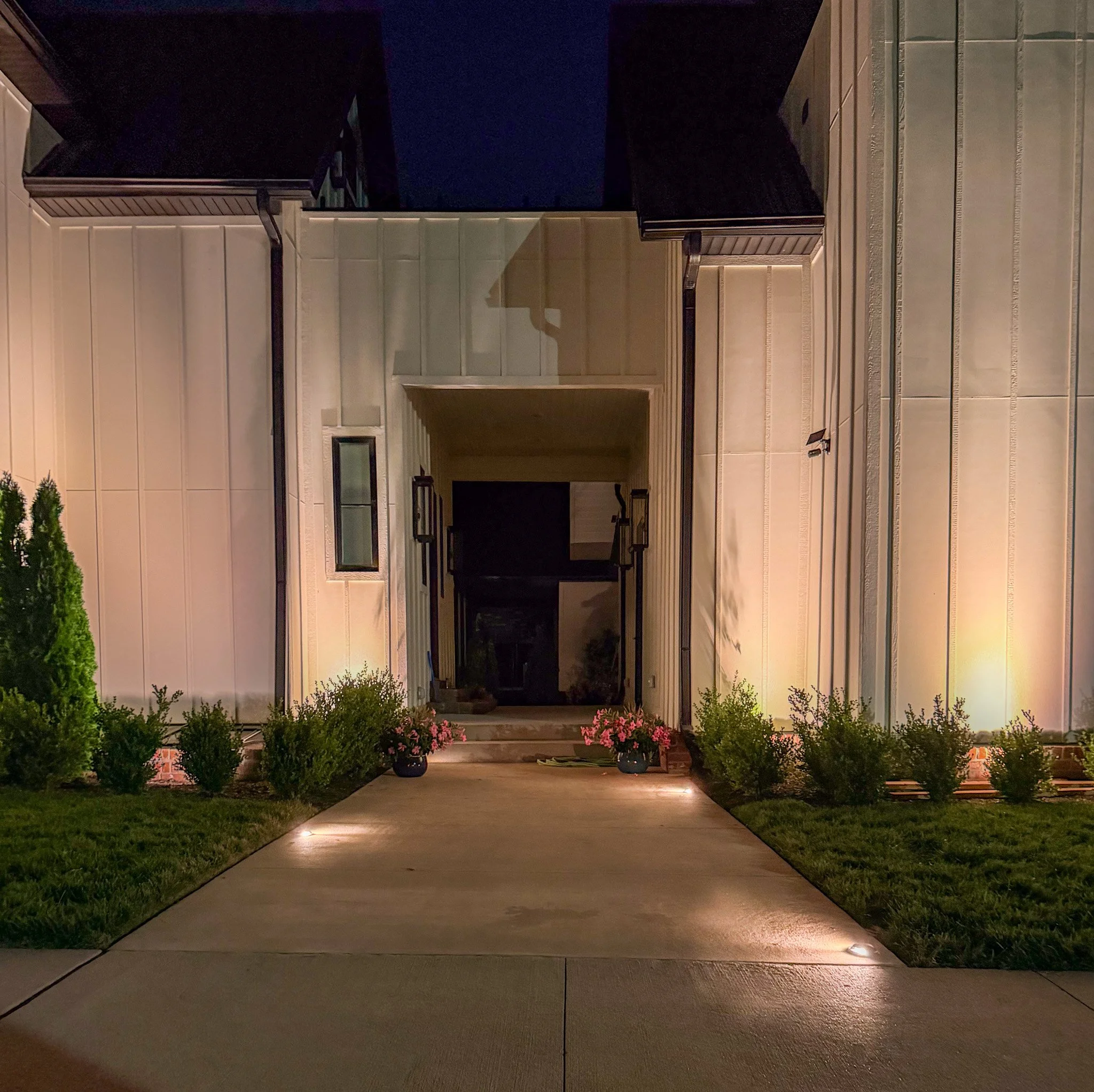 Outdoor-Lighting-Premier-Outdoor-Lighting-Bentonville.jpg