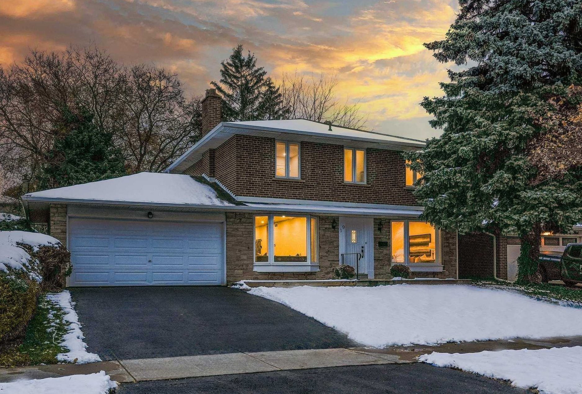 Buying a Home in Etobicoke: Everything You Need to Know (March 2026)