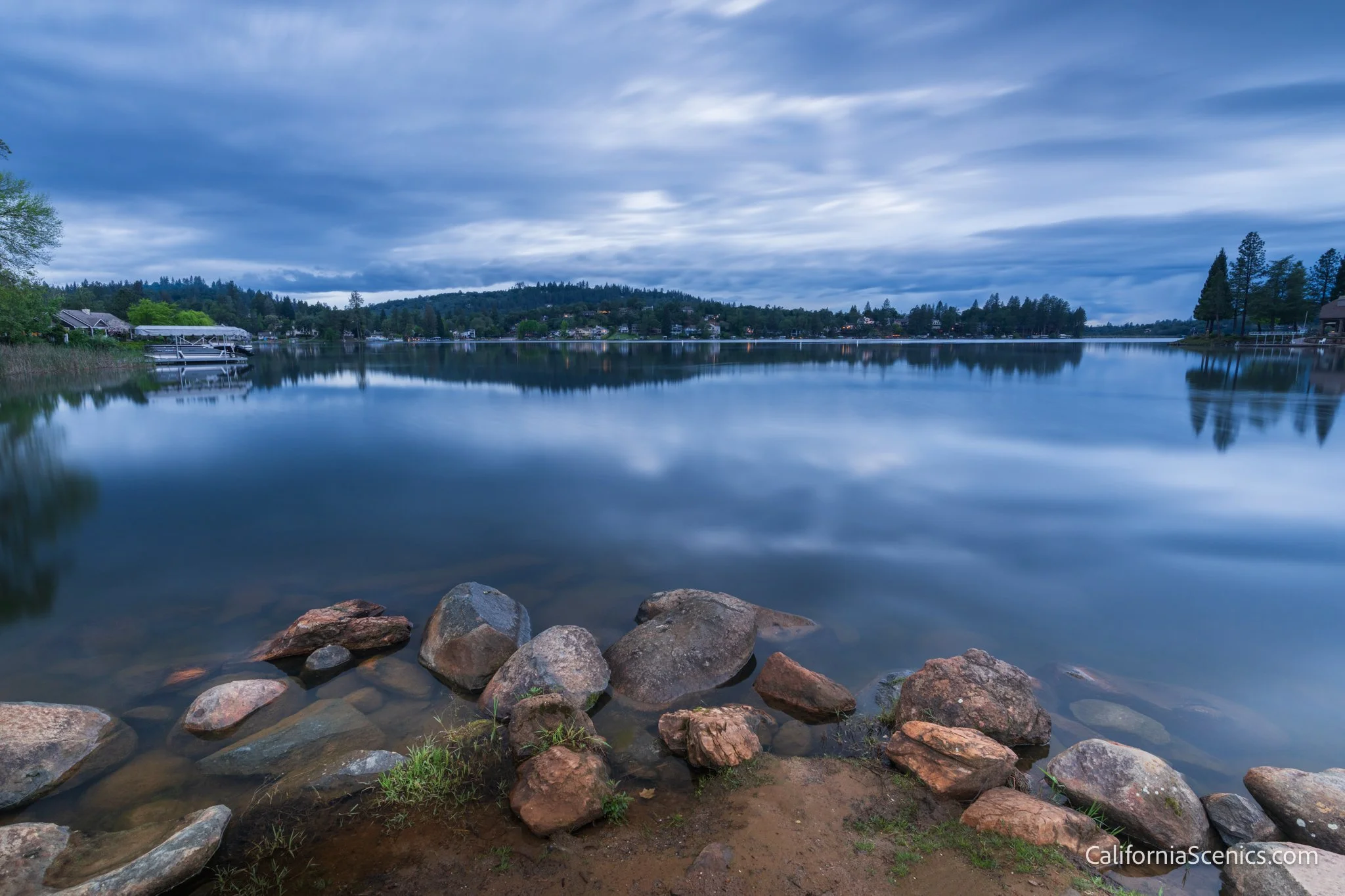 Tonight&rsquo;s quick venture out, hoping for a colorful sunset, but just as grateful for this one. Long exposure on the lake.
