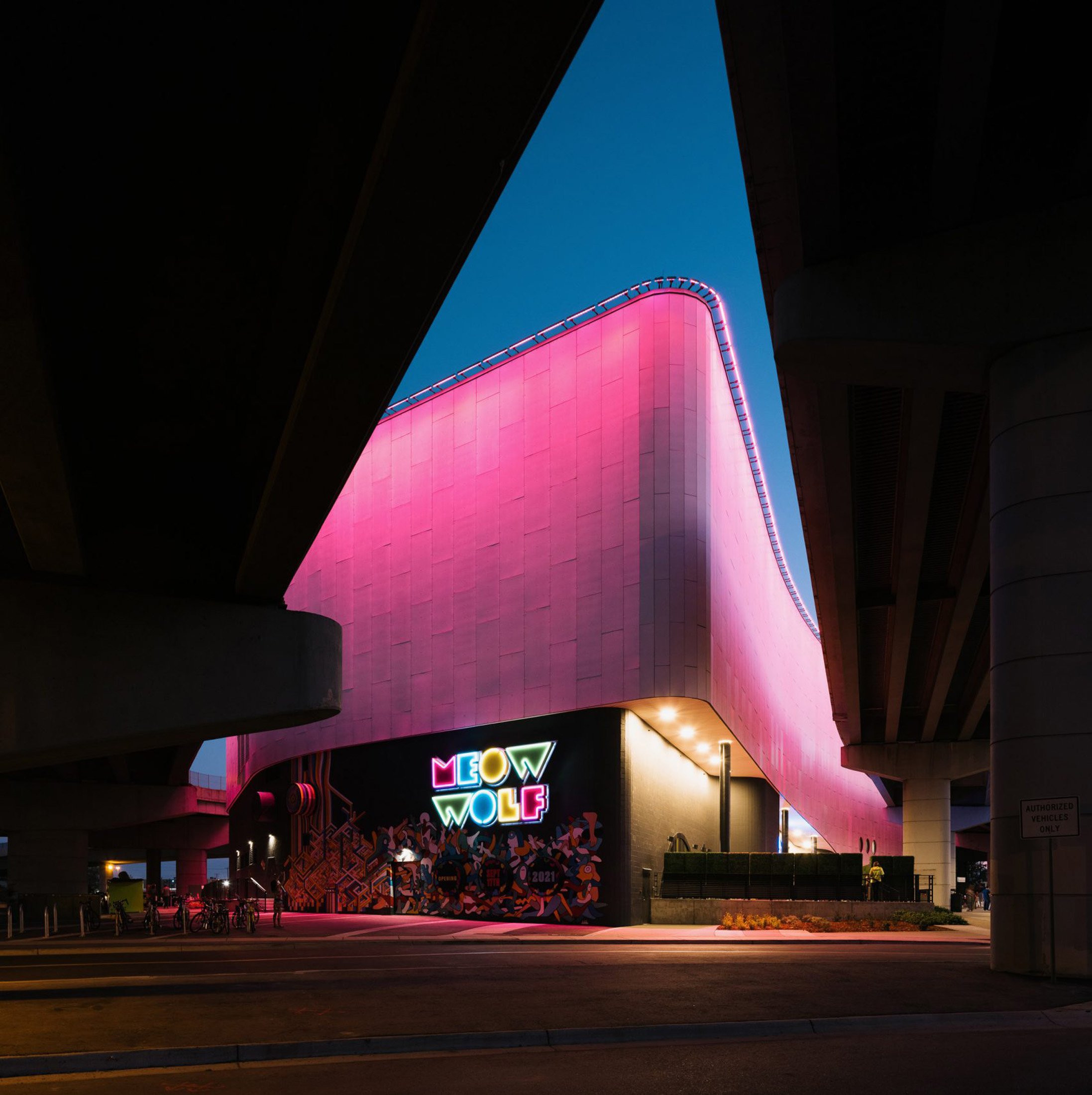 meow-wolf-denver-_dezeen_2364_col_3-1704x1709.jpg