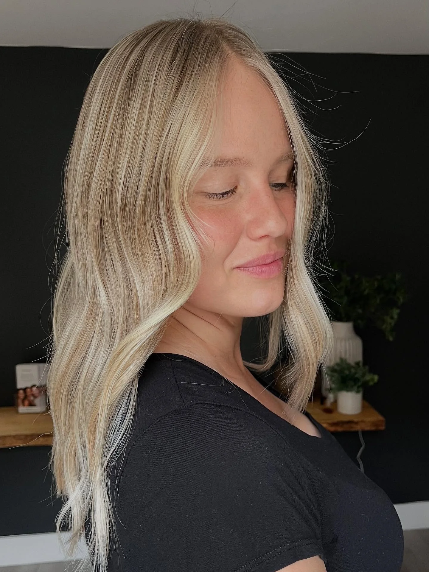 Quick partial for this beautiful momma ✨#blondehighlights #blonde #balayage #westshore #royalbay #yyjhair #blondebalayage