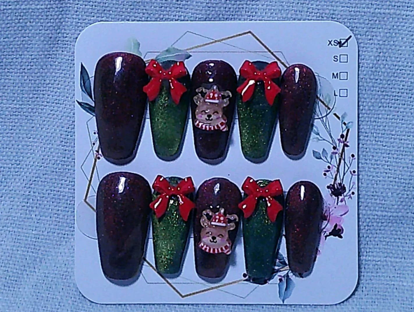 Reindeer with catseye base.jpg