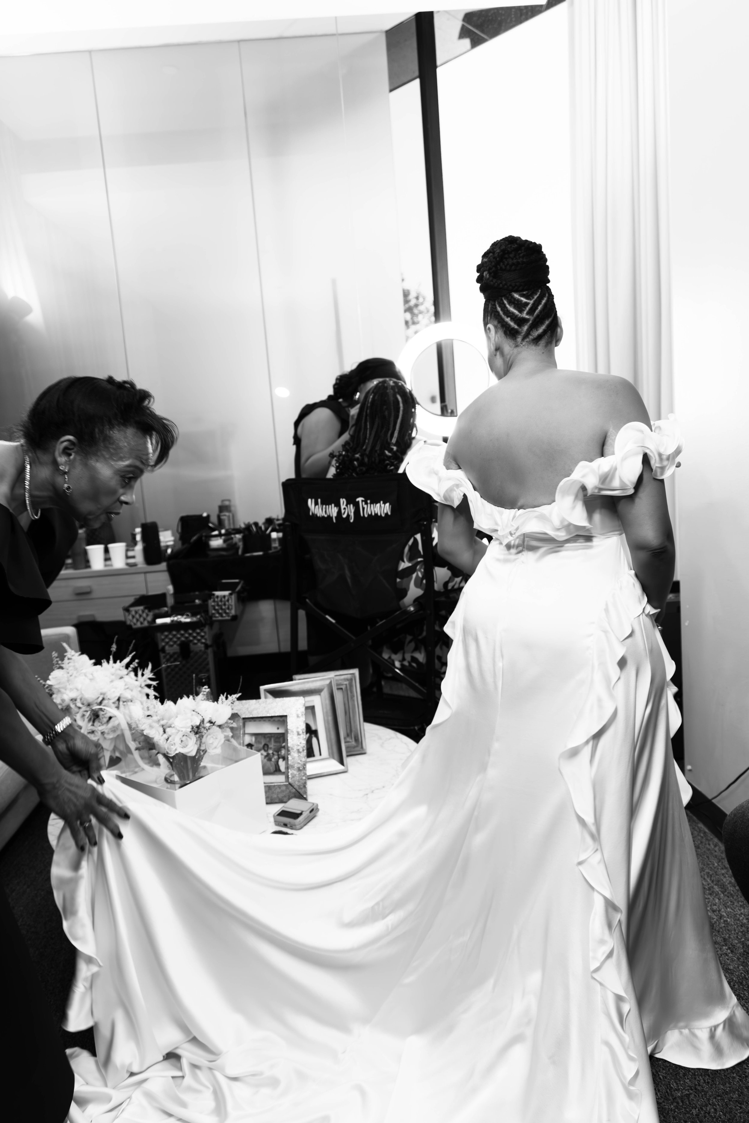 DRESS03BW.jpg