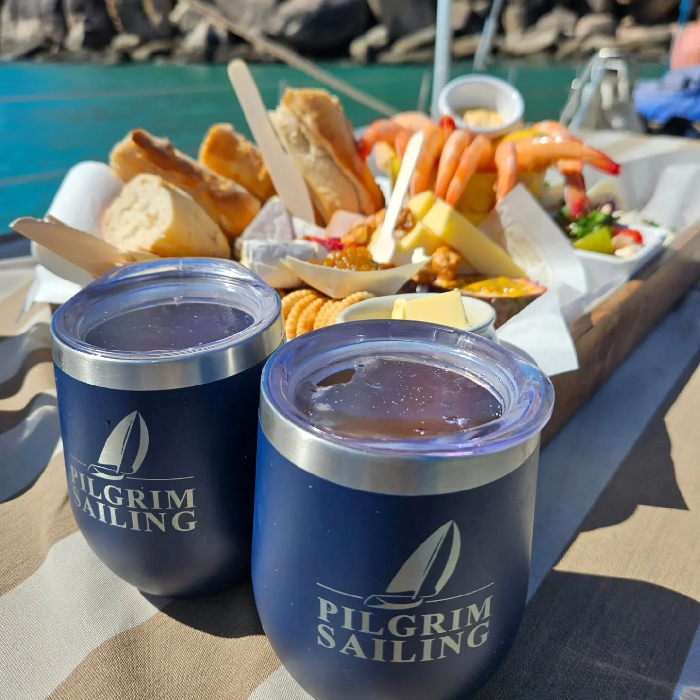 A long lunch on the water.⁠
Plenty of time to swim, eat well, and talk without watching the clock.⁠
⁠
⁠
📷️: @champagneclarepark