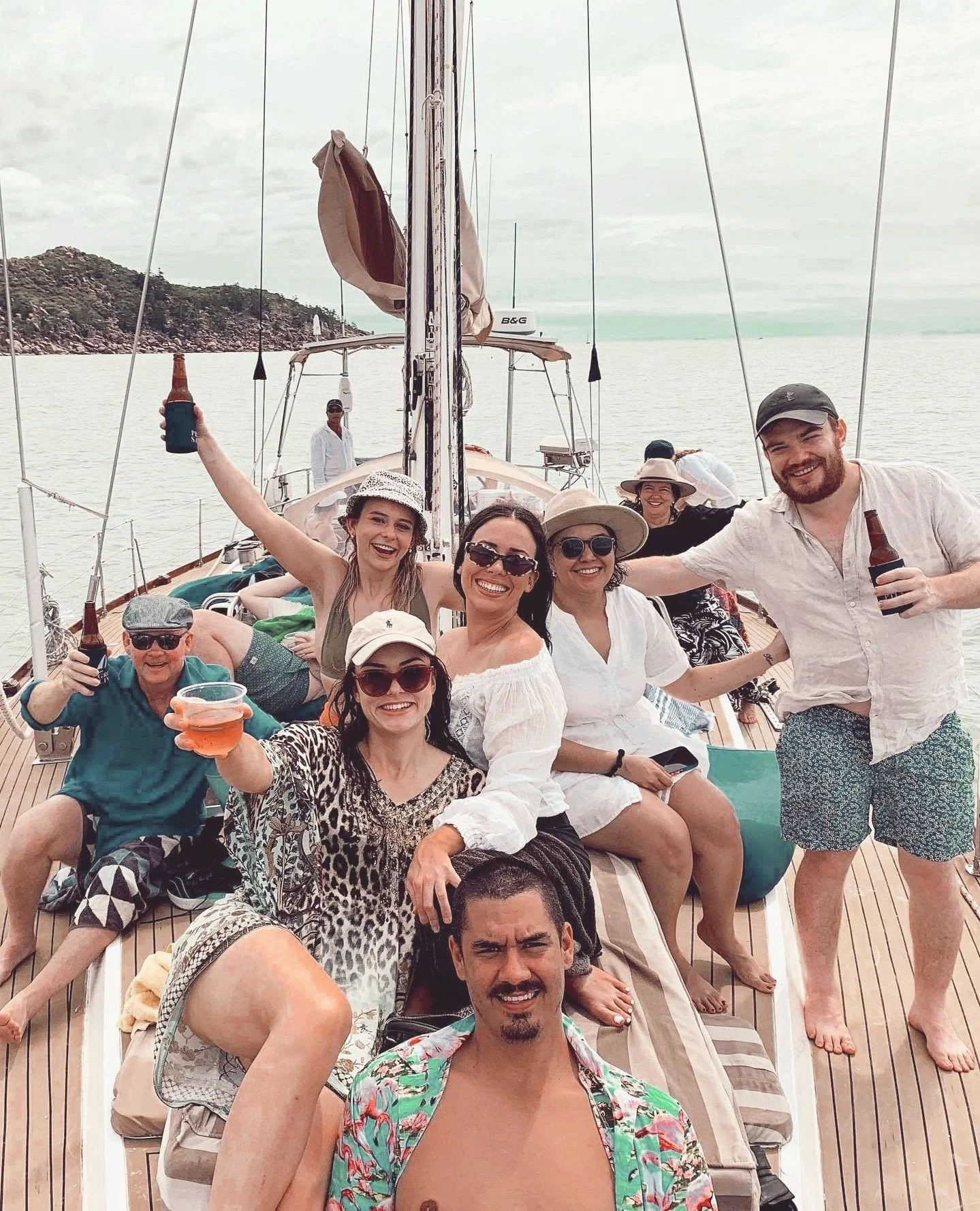 The &ldquo;we should do this more often&rdquo; photo. ⁠
⁠
#pilgrimmagneticisland #pilgrimsailing #thisismagneticisland ⁠
#magneticisland #upforunexpected #slowtravel