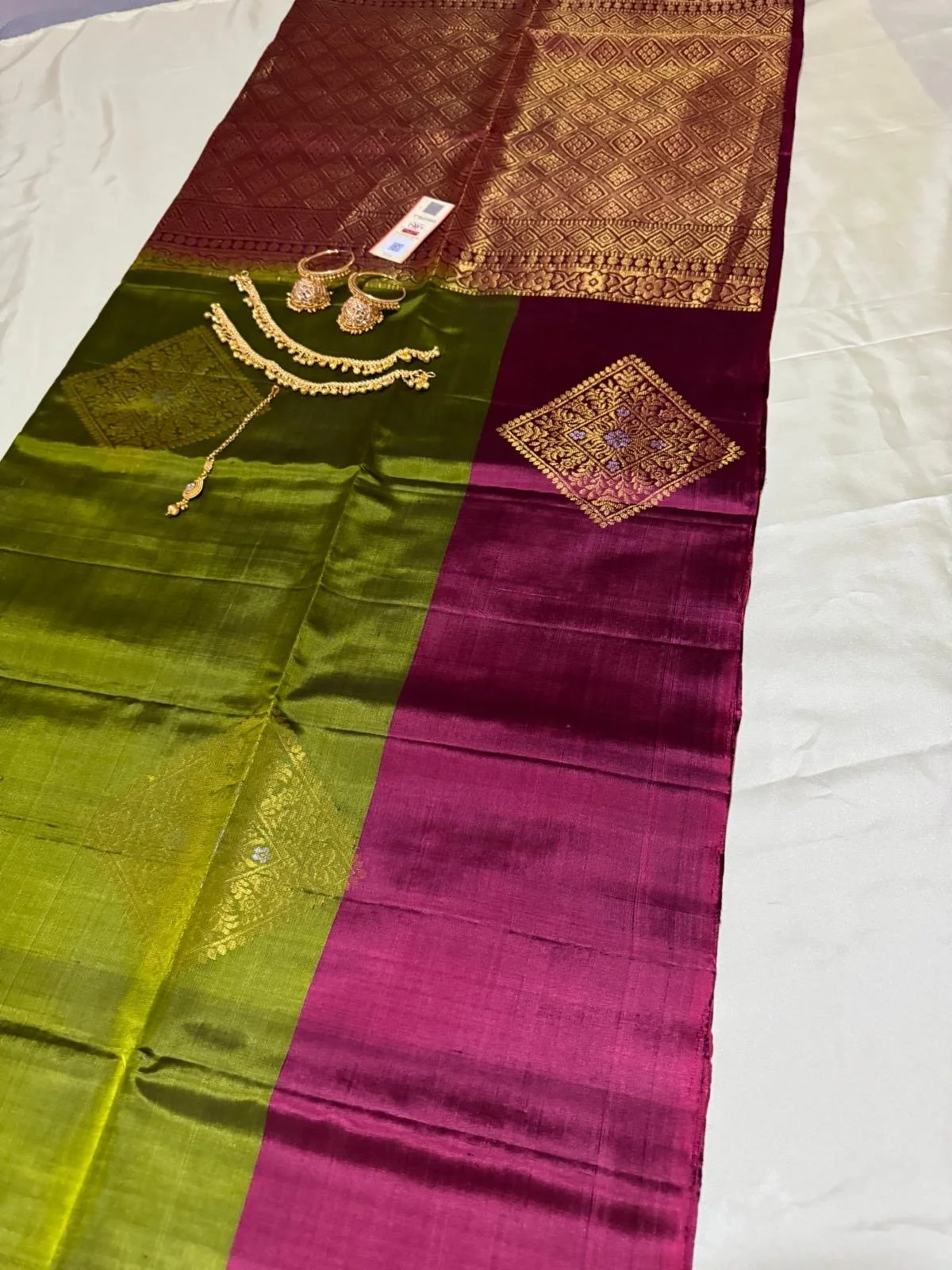 Pure Kanchipuram soft silk saree(olive green, magenta and gold)