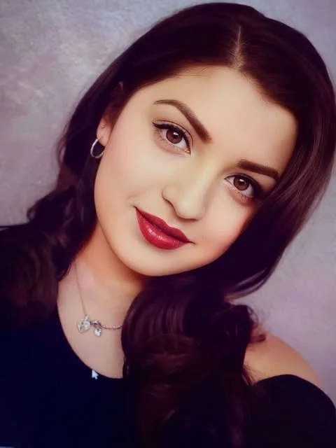 julie.jpg