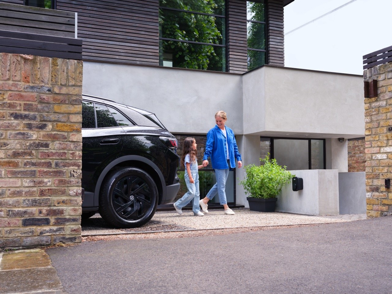 EO_HOME-20220298__HI RES_ANDY_HUGHES_10 Large.jpeg