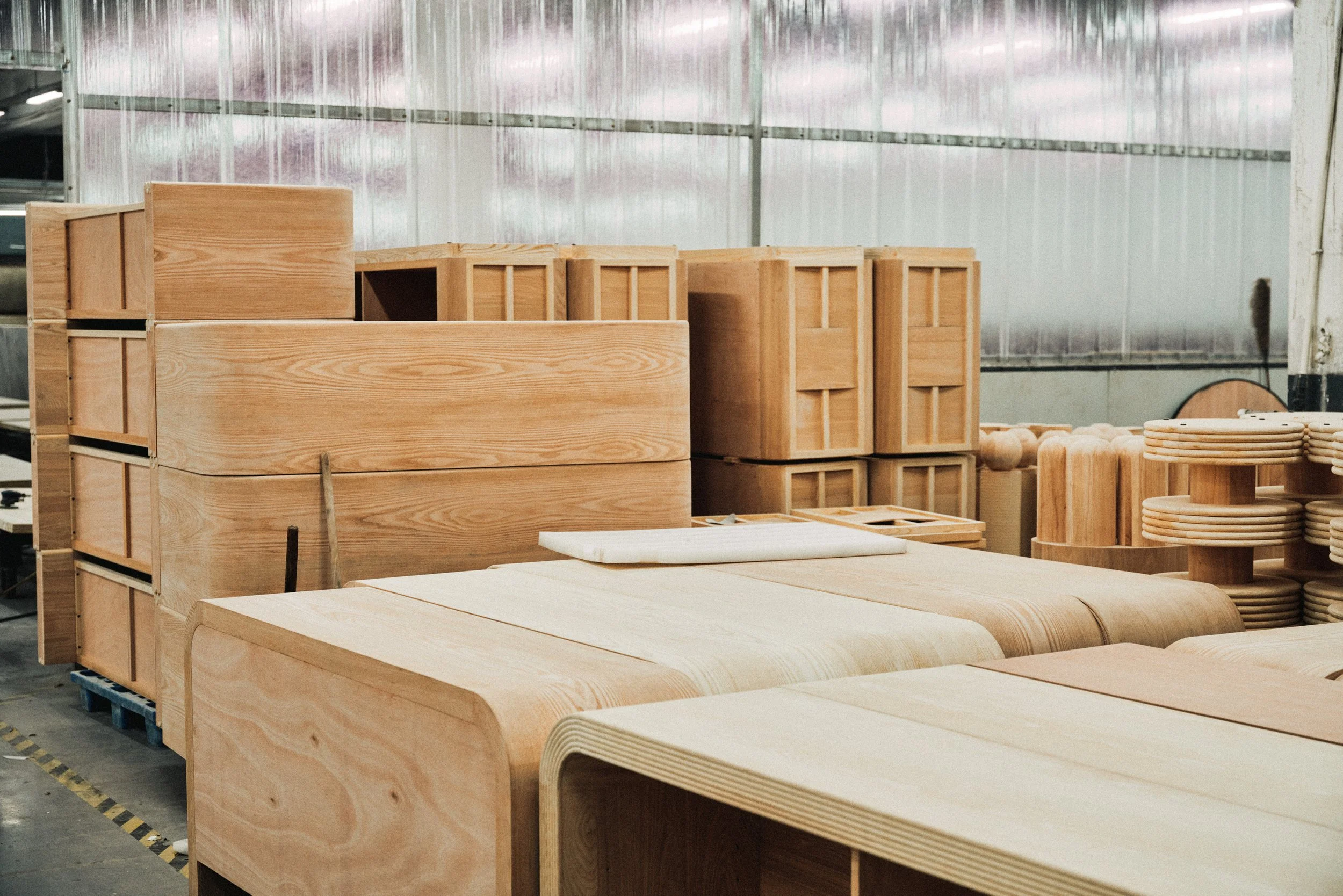 White Oak Furniture Manufacturer for Australian Retailers &amp; Furniture Brands