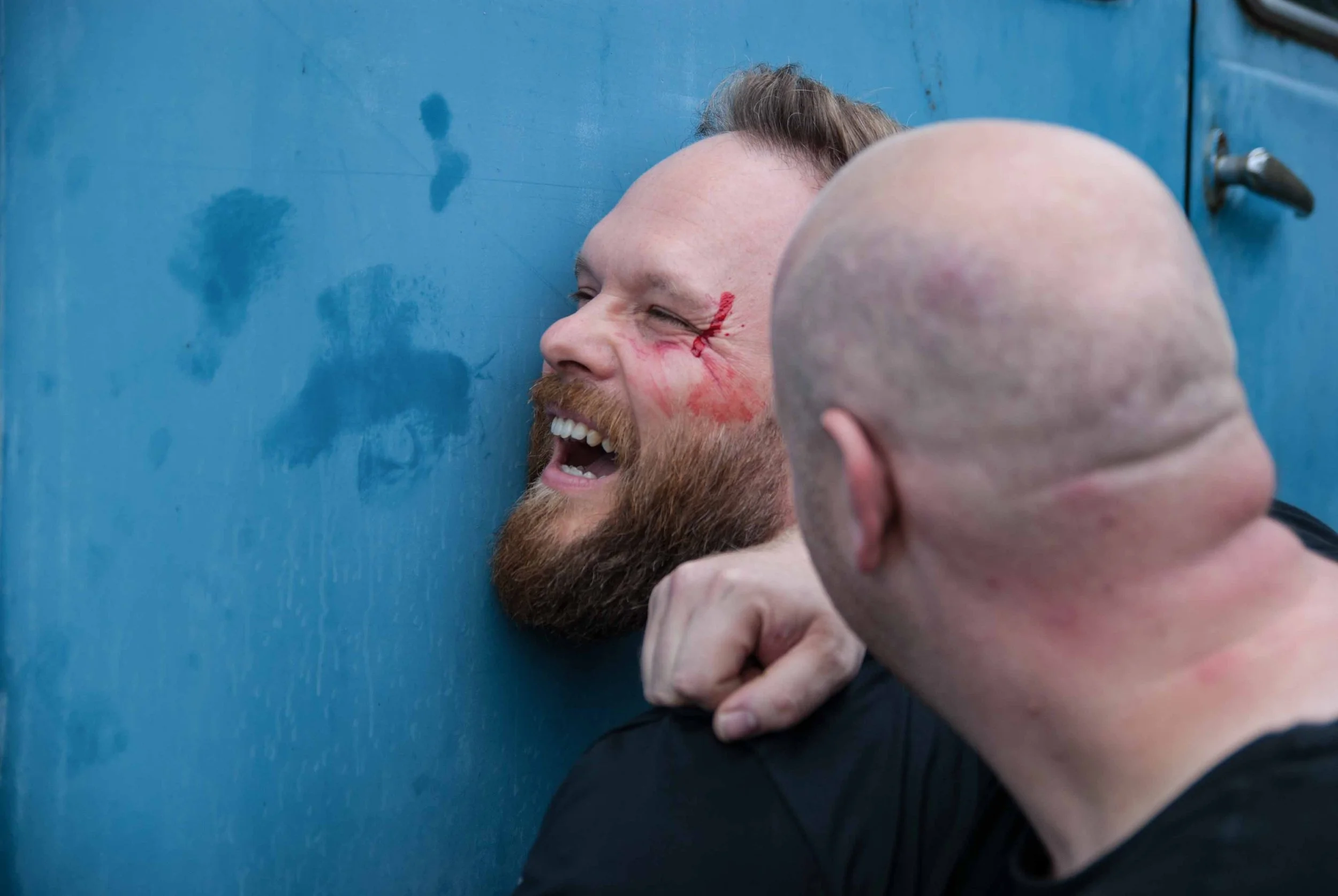 Szenariotraining im Open Combat Training – realitätsnahe Übungen zur Vorbereitung auf Konfliktsituationen und zur Stärkung von Deeskalations- und Verteidigungsfähigkeiten.
