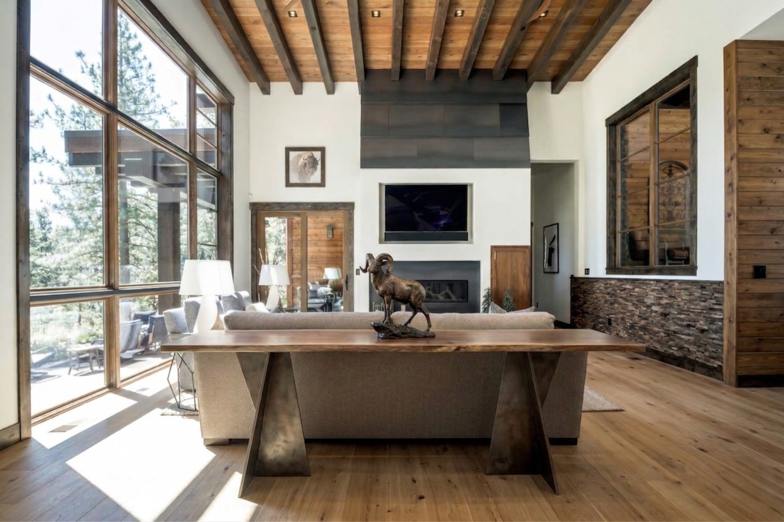 Elevation Console (Bar Height)