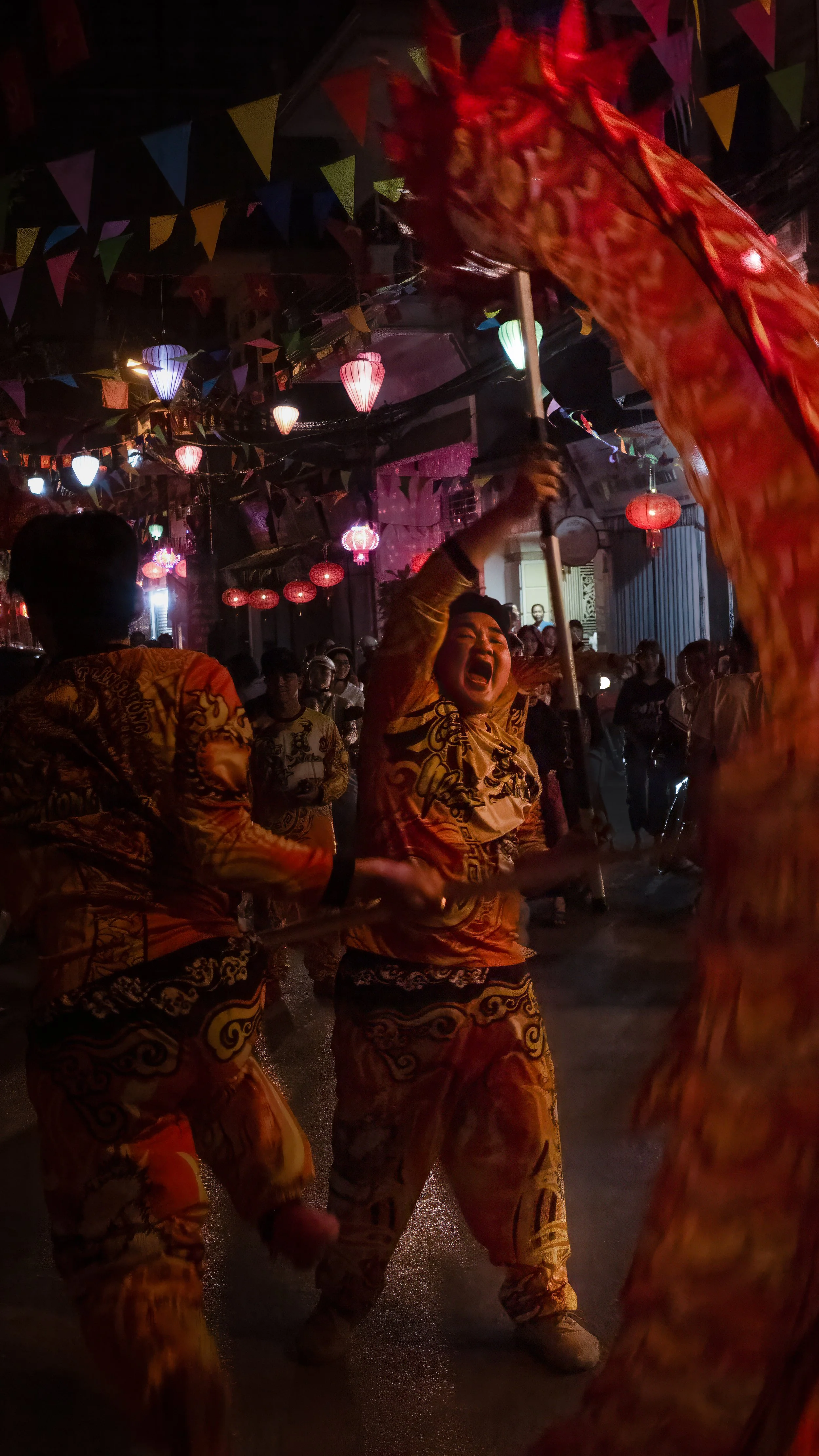 Tay tu (Hội làng đăm)_FULL_004_RED.jpg