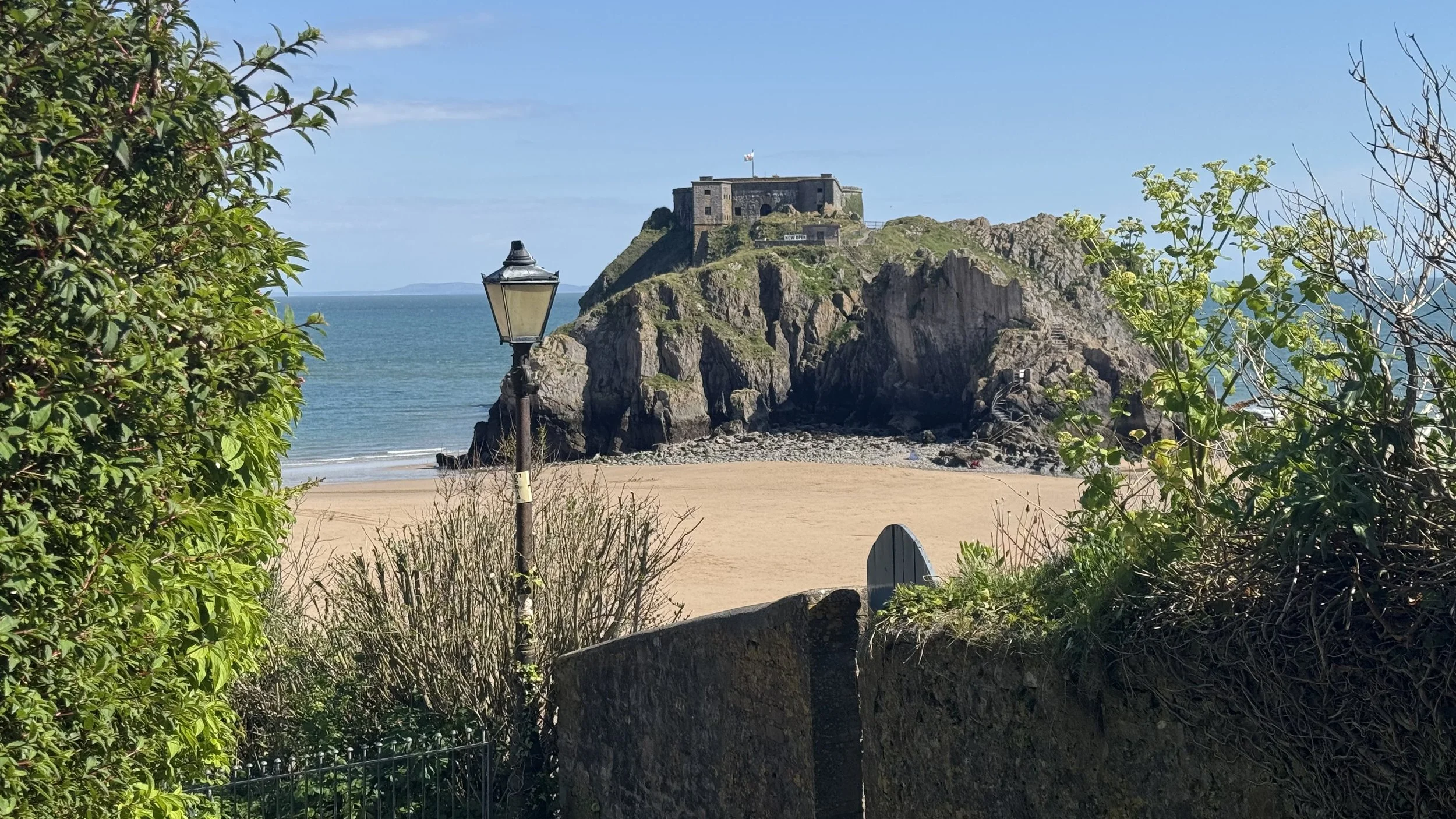 The famous Tenby Castle beach 