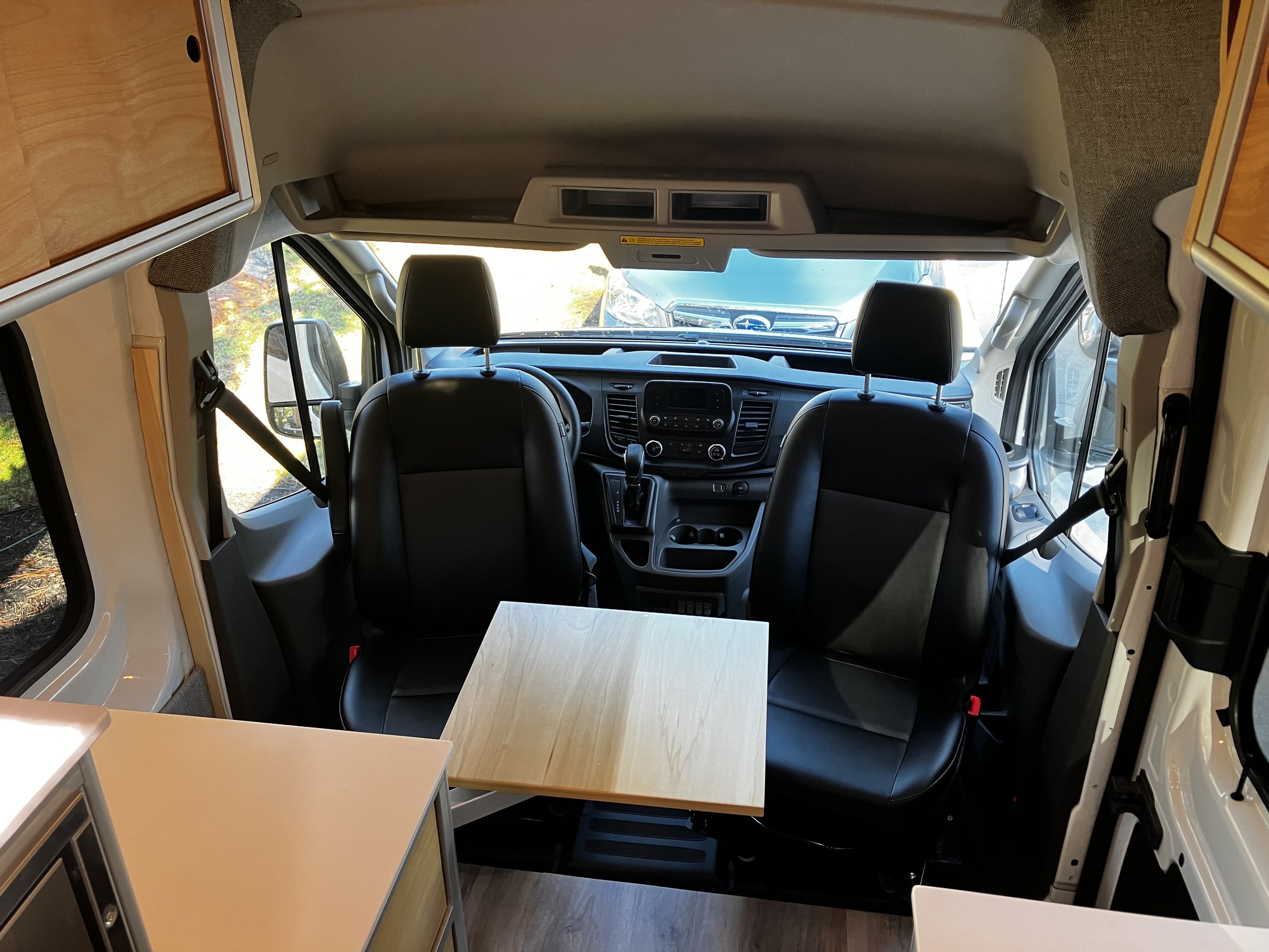 Swivel seats