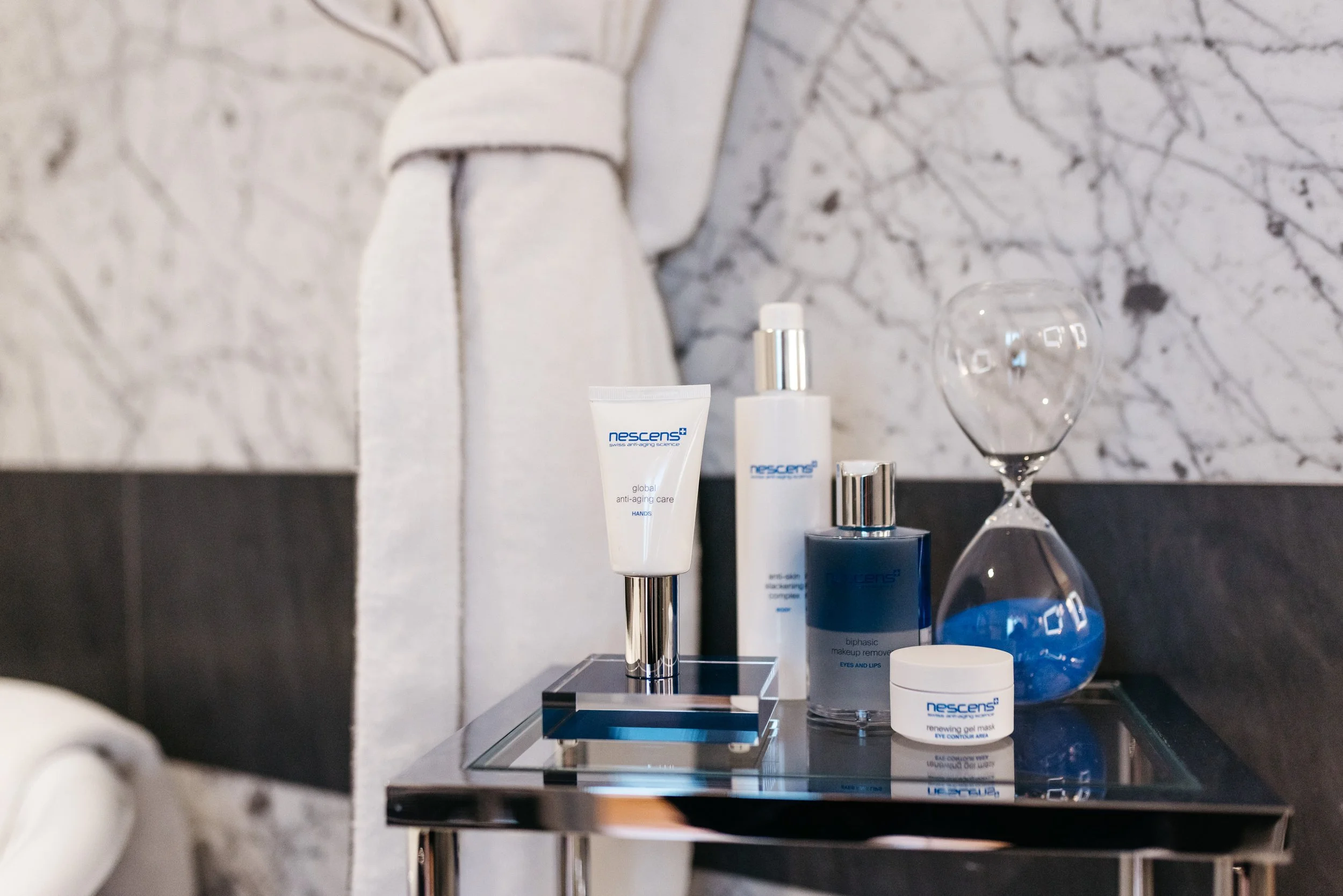 NESCENCE COSMETIC-2.jpg