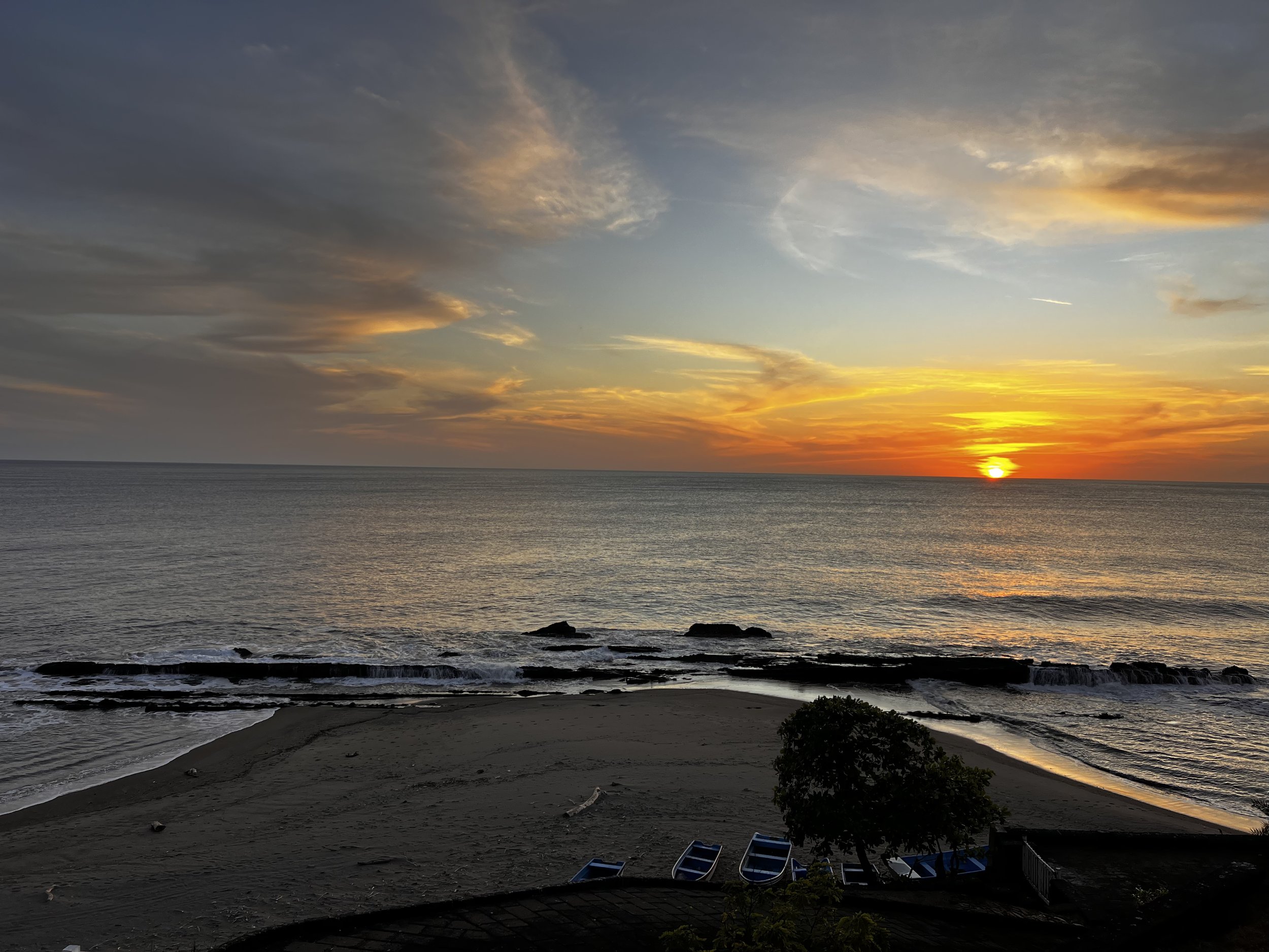 ZZZ-DSPRT-BeachfrontView-03.jpg