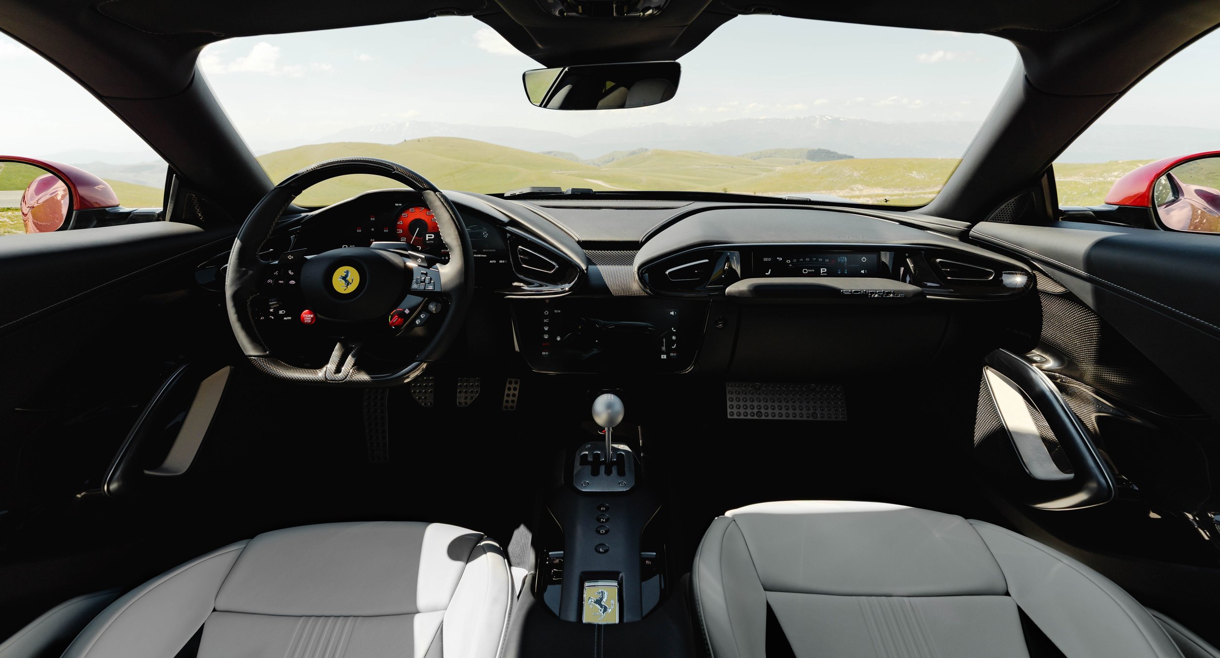 Ferrari announces gated “manual” 12Cilindri
