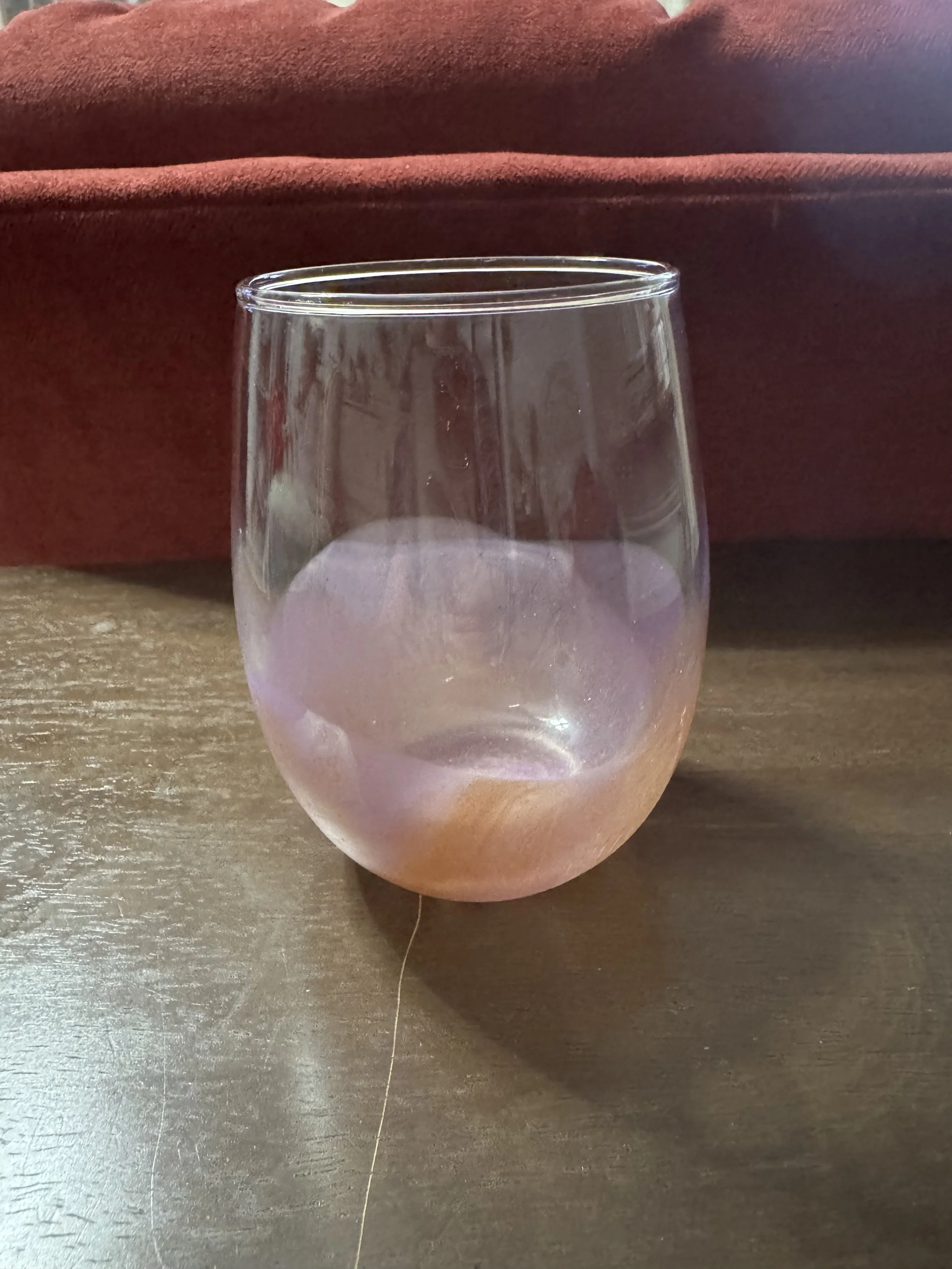 Peachy Lavender Wine Glass