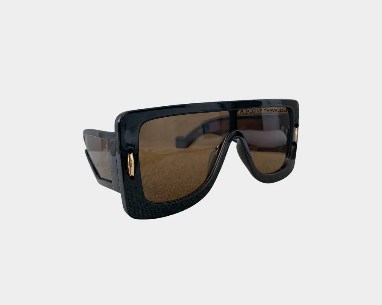 editsunglass angle 2.jpg