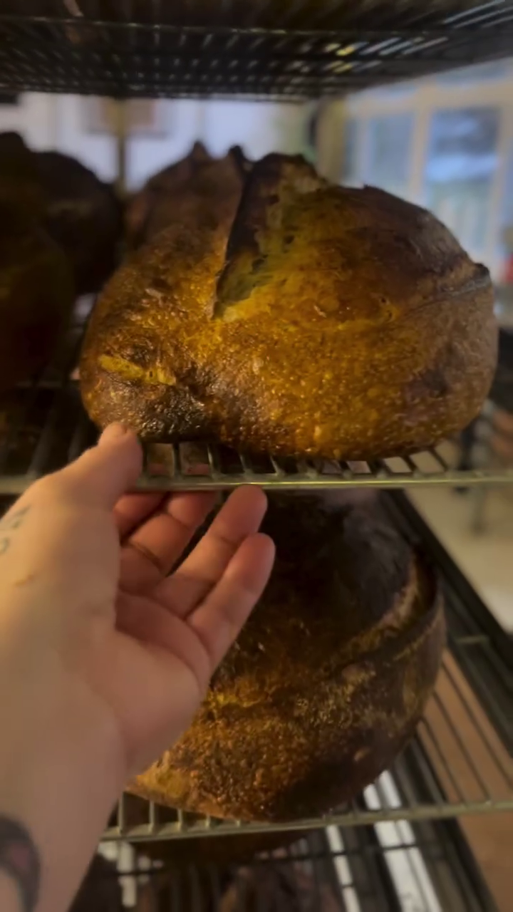 Luna’s Lovely Loaves