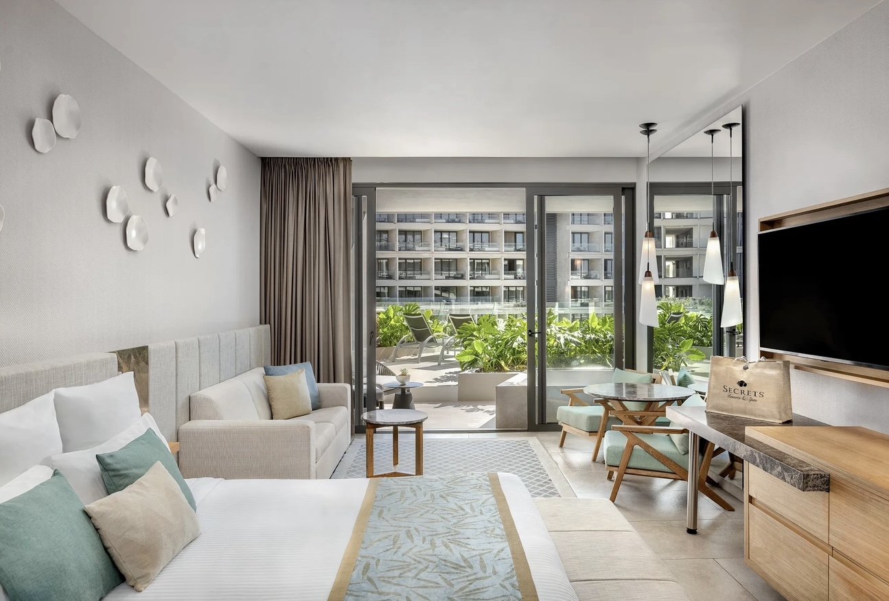 Secrets Preferred Club Junior Suite Sun Deck