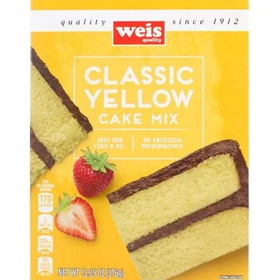 A box of Weis Classic Yellow Cake Mix with images of a slice of yellow cake with chocolate frosting and strawberries.