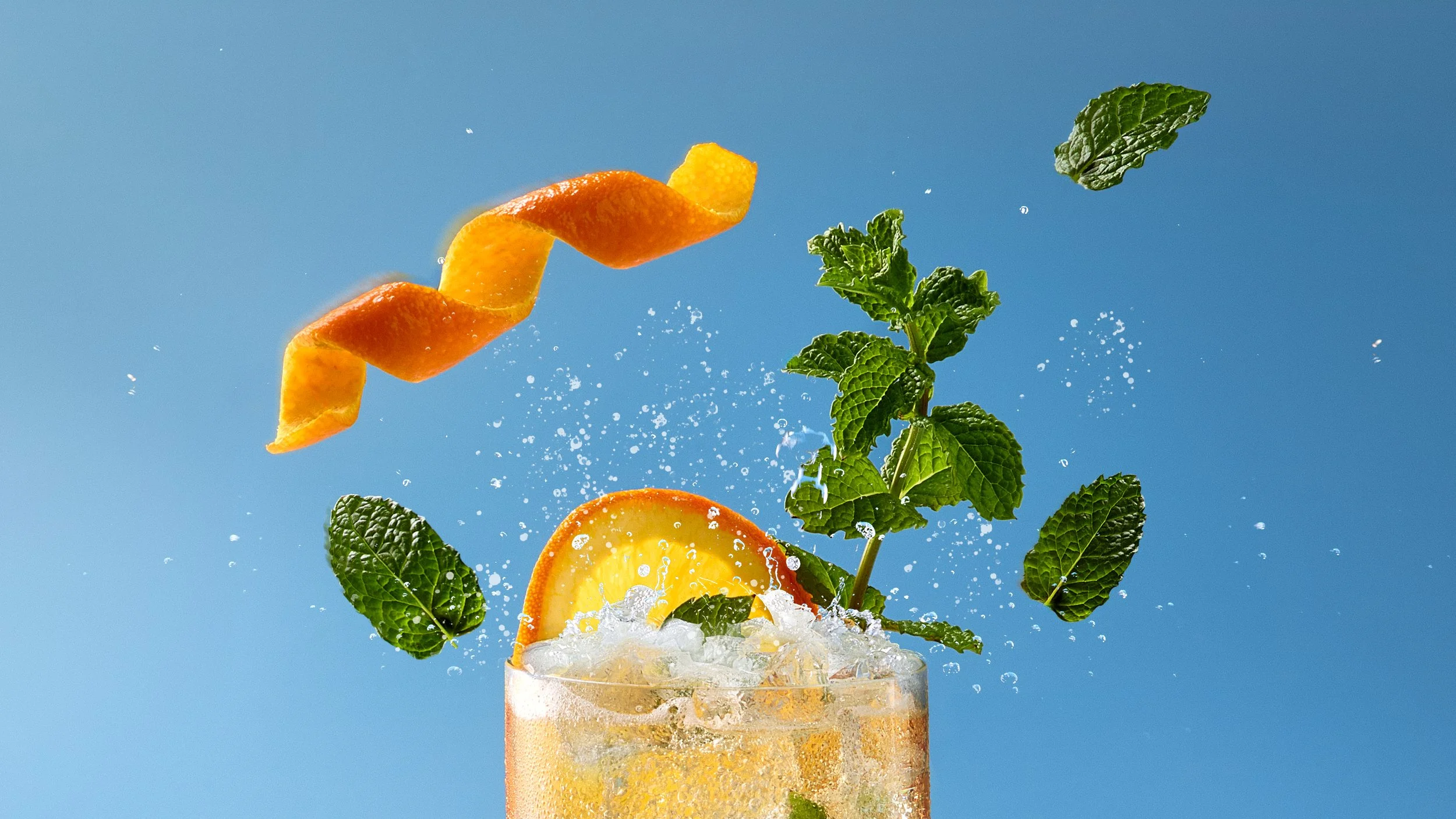 16x9-Gin and Tonic Crop.jpg