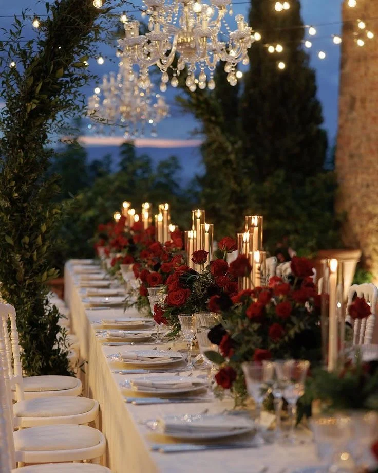 Currently obsessed with red rose wedding themes! 🌹🍒🍇🕯️&hearts;️

#weddinginspiration #bridetobe #redwedding #italywedding #weddingaesthetic