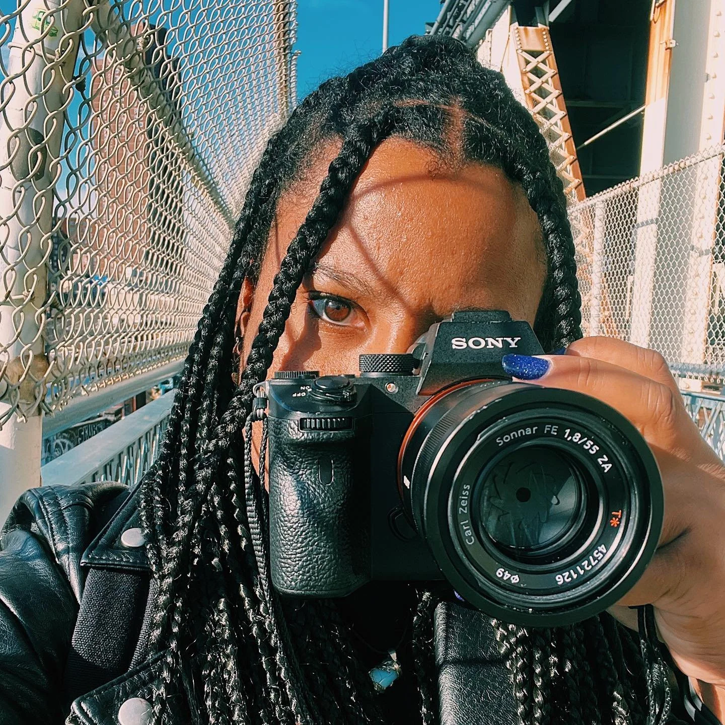 πΈπ€ All in the eyes 
#photographer #filmmaker #makefilms #afrolatina #independentartist #nycphotographer #photography #sonya7iii #zeiss55mm18