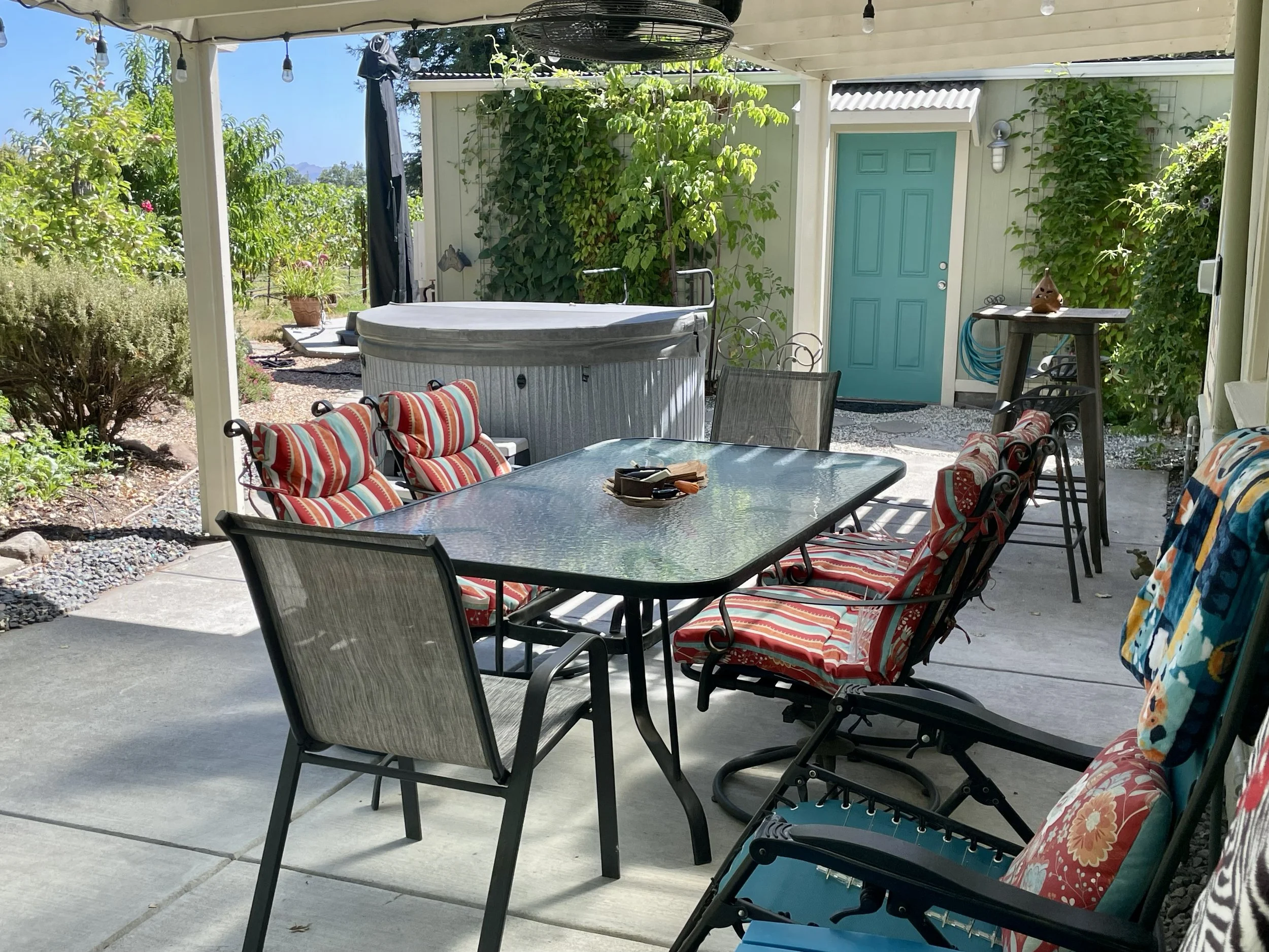 Cottage patio and hottub.jpg