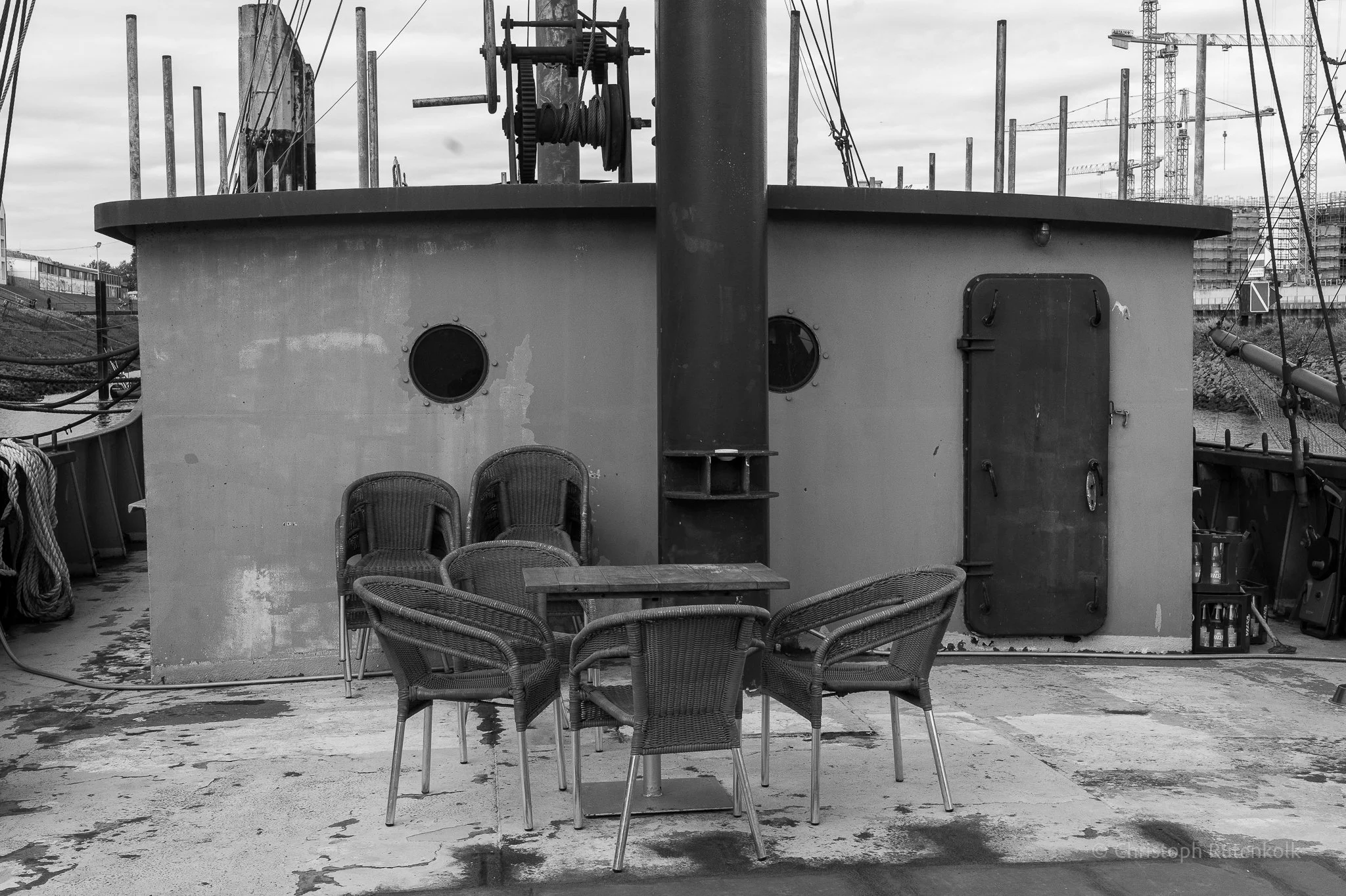 Thumbnail - 
PROJECTS
›
_Mute expression of feelings_ - Jogilė Ramoškaitė
_Mute expression of feelings_ - Jogilė Ramoškaitė-24.jpg